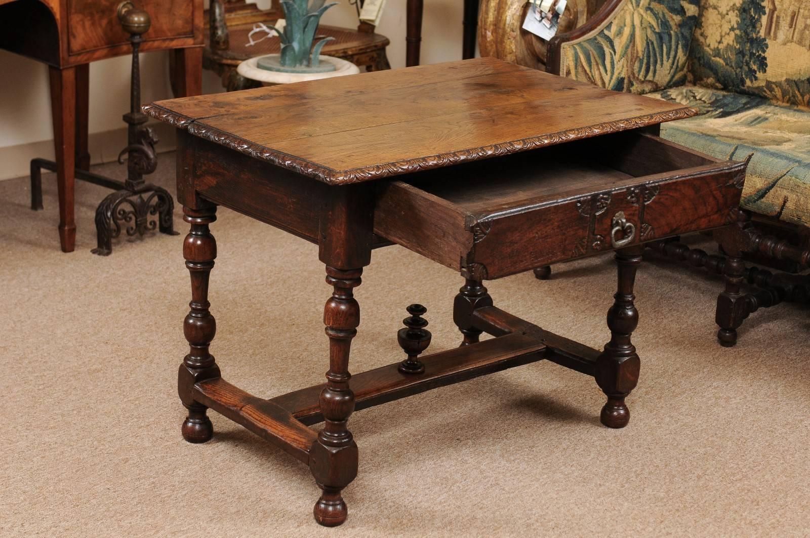 18th Century Spanish Oak Side Table In Good Condition In Atlanta, GA