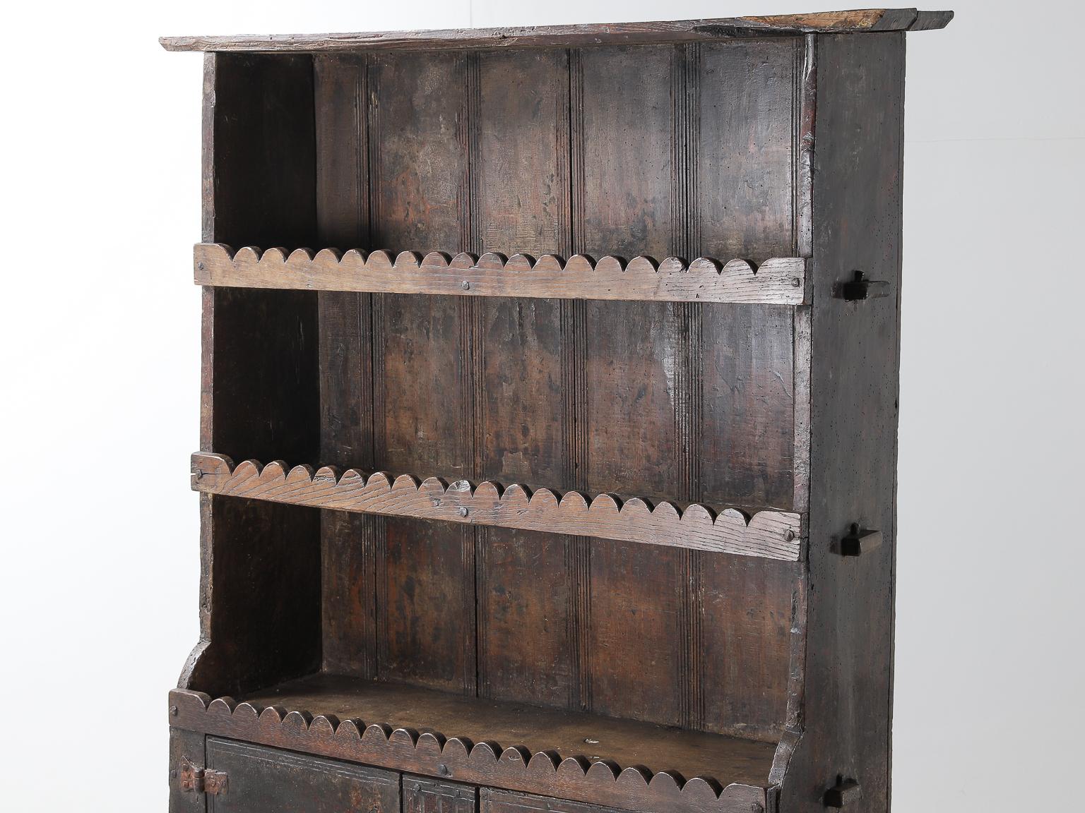 18th Century Spanish Open Oak Dresser 15
