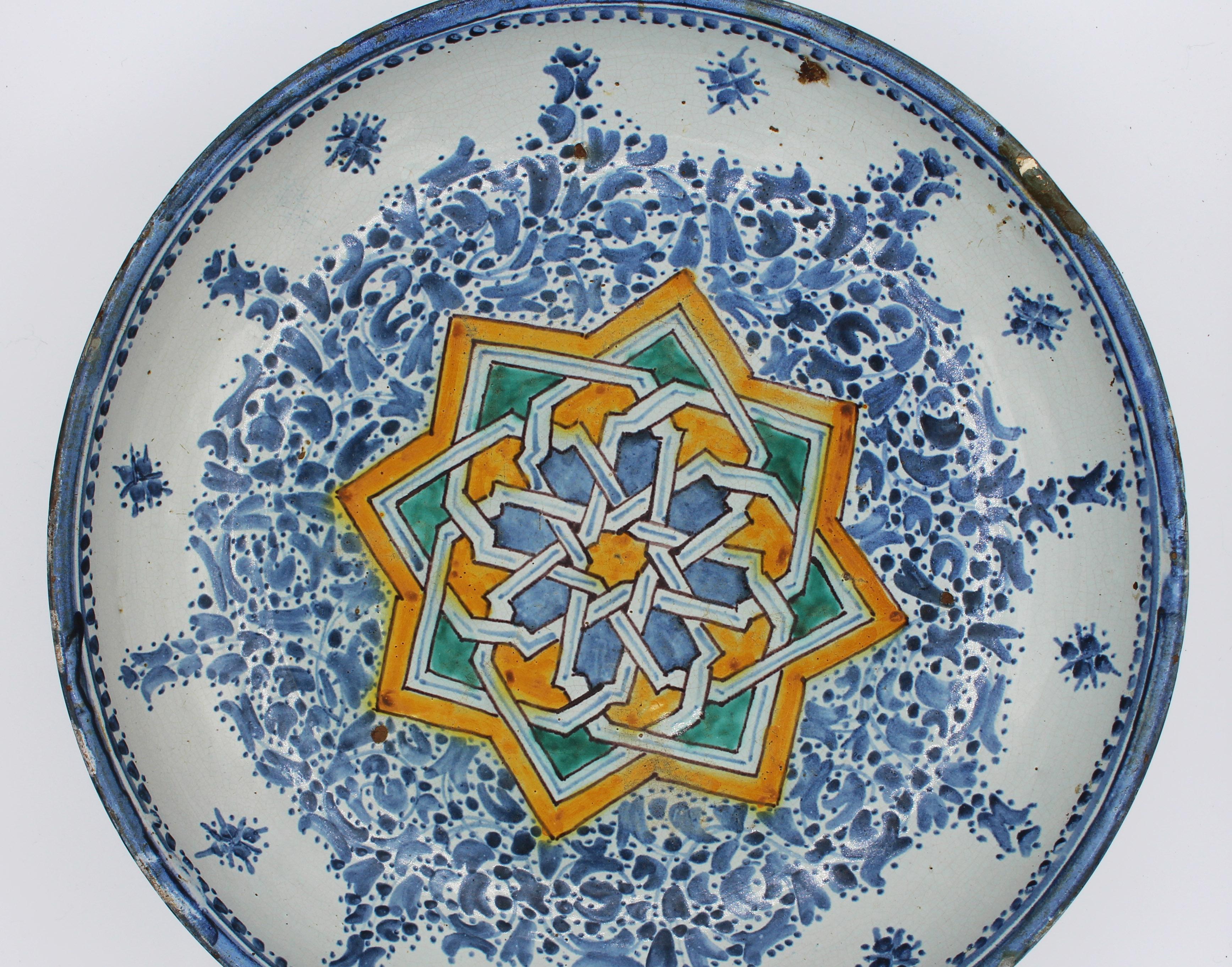 18th Century Spanish or North African Faience Deep Bowl For Sale 5