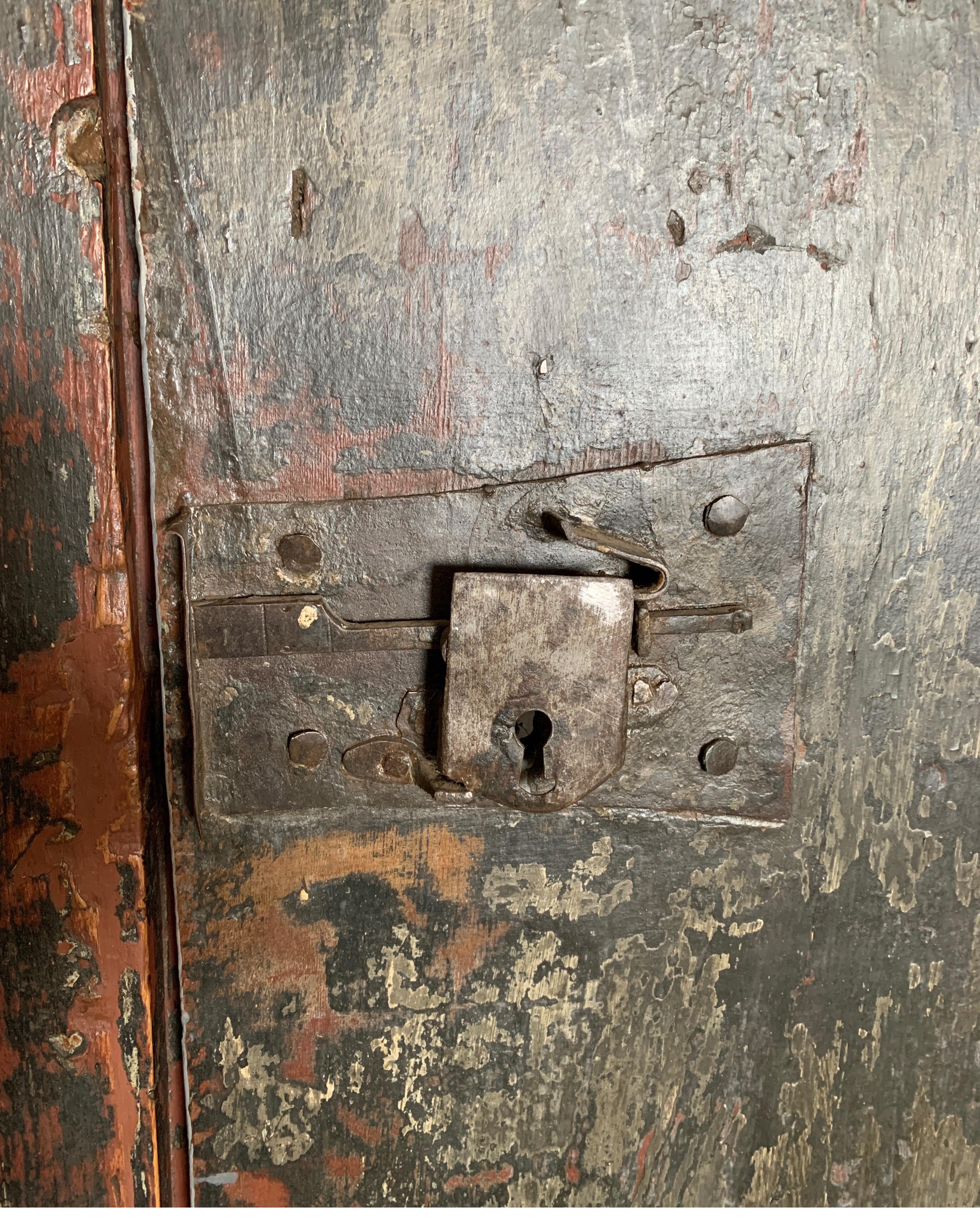 18th Century Spanish Pair of Doors from Peralada with Original Hardware For Sale 5