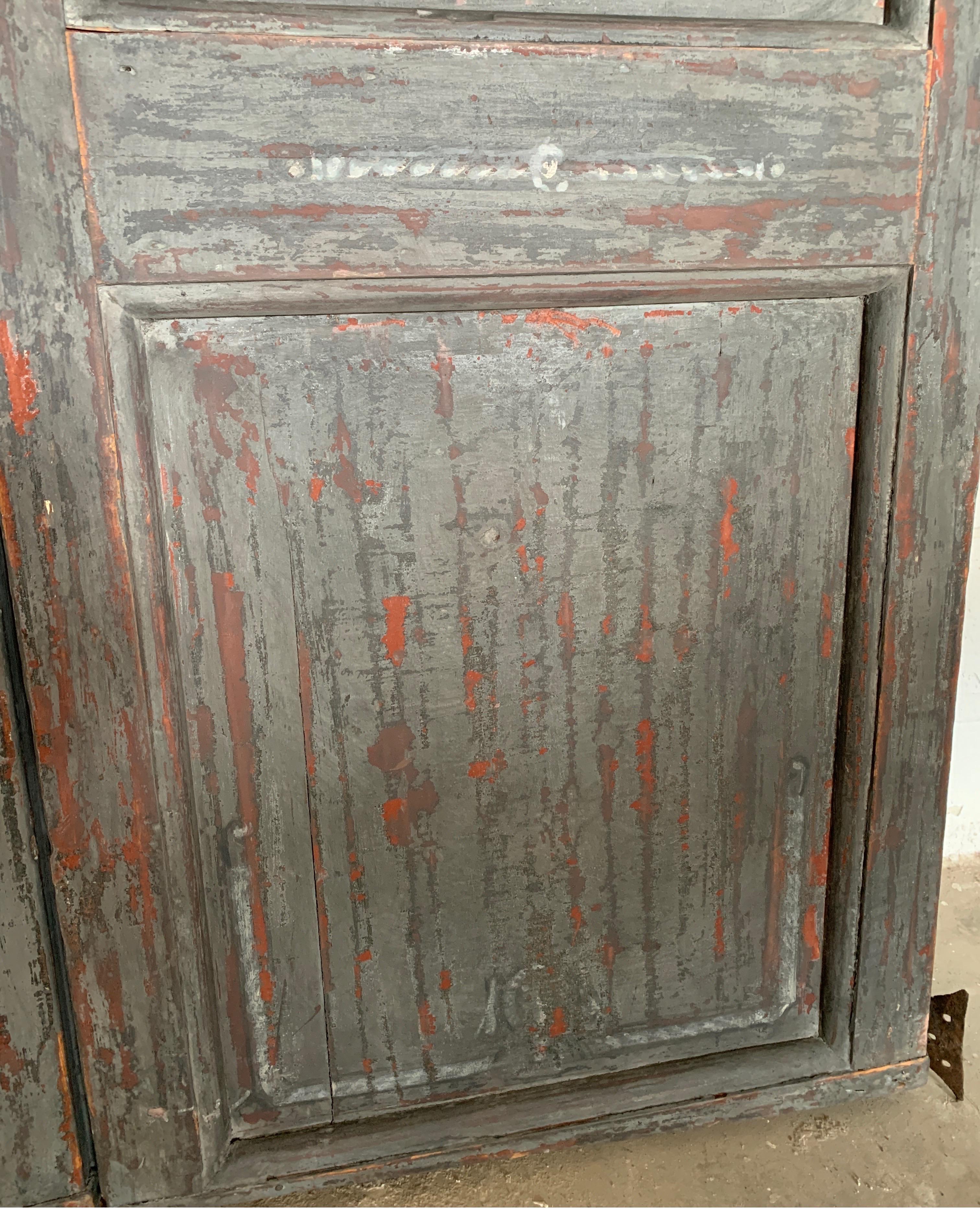 Hand-Crafted 18th Century Spanish Pair of Doors from Peralada with Original Hardware For Sale