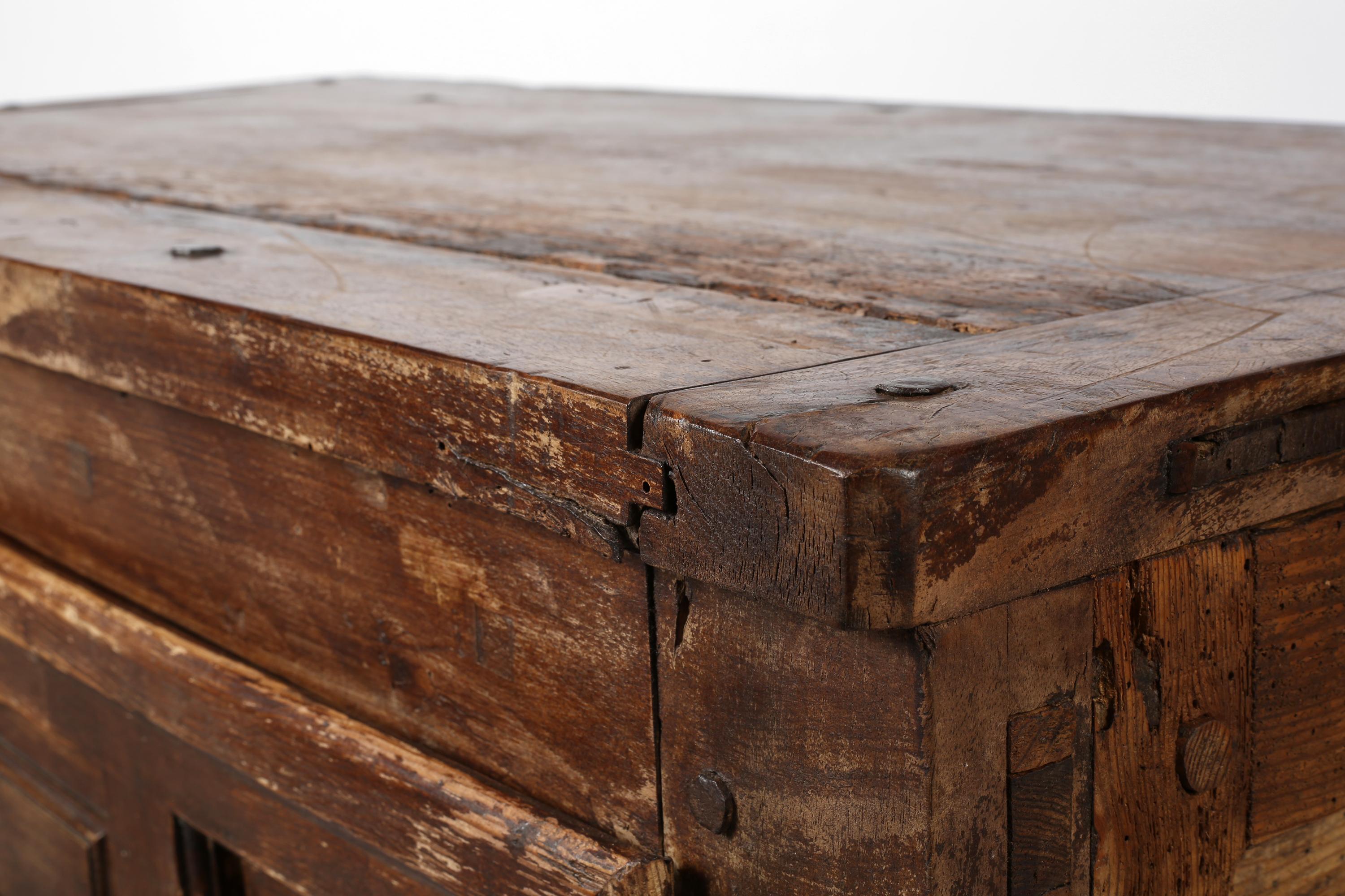 18th Century Spanish Panelled Rustic Wabi Sabi Cupboard For Sale 7