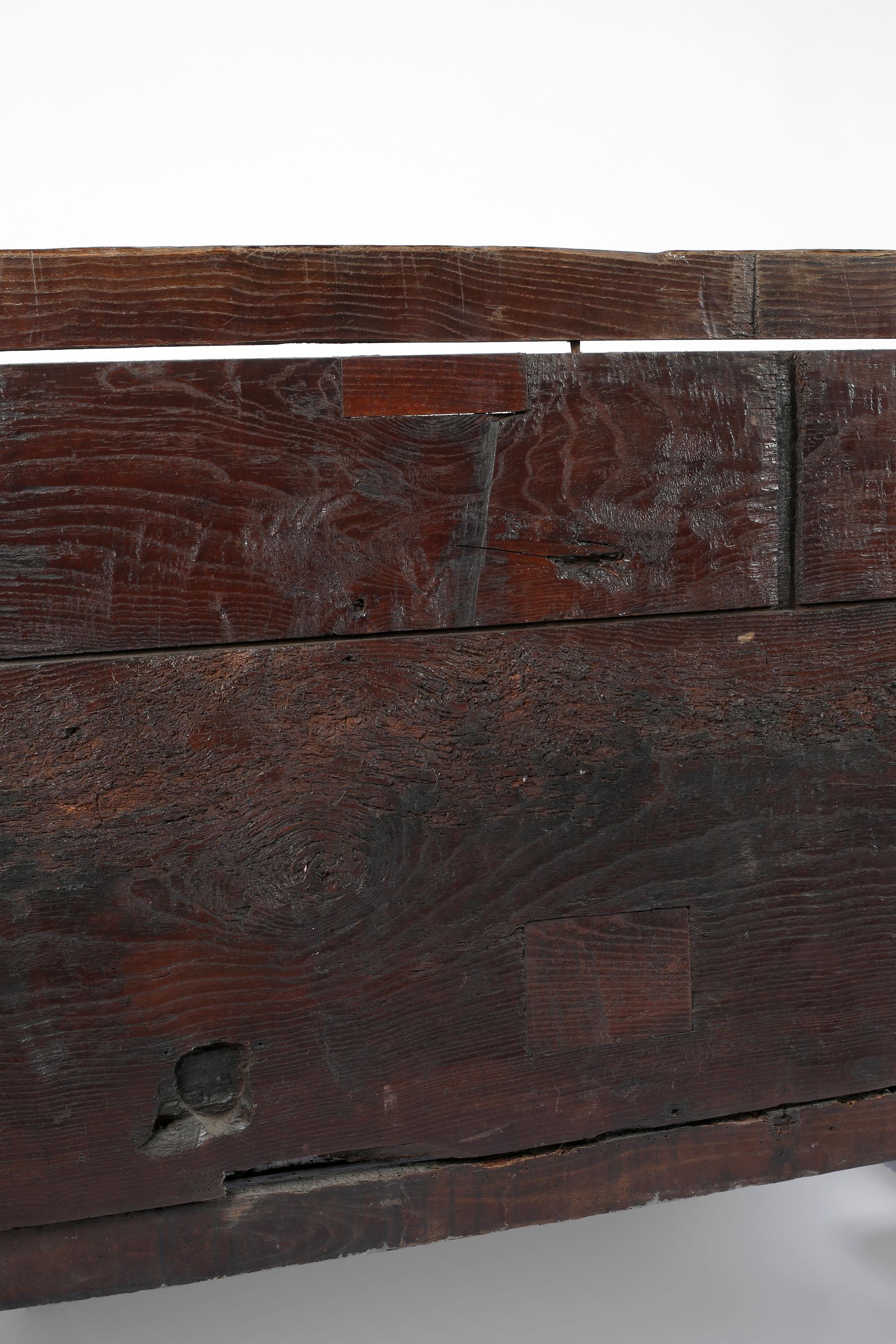 18th Century Spanish Pyrenean Mountain Bench For Sale 10