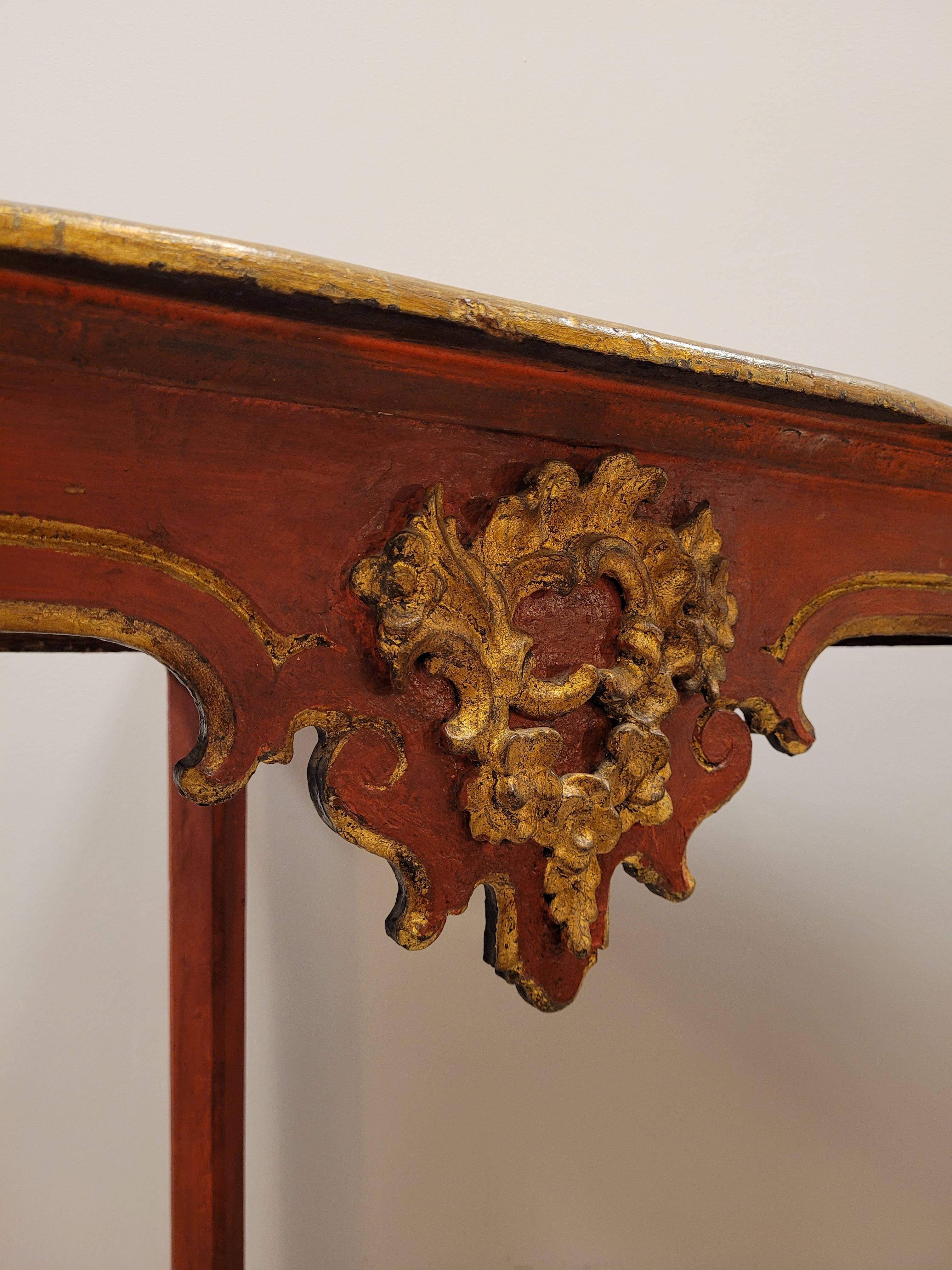 18th Century Spanish Red Corner Table, Console, Andalusian Baroque In Good Condition For Sale In Valladolid, ES