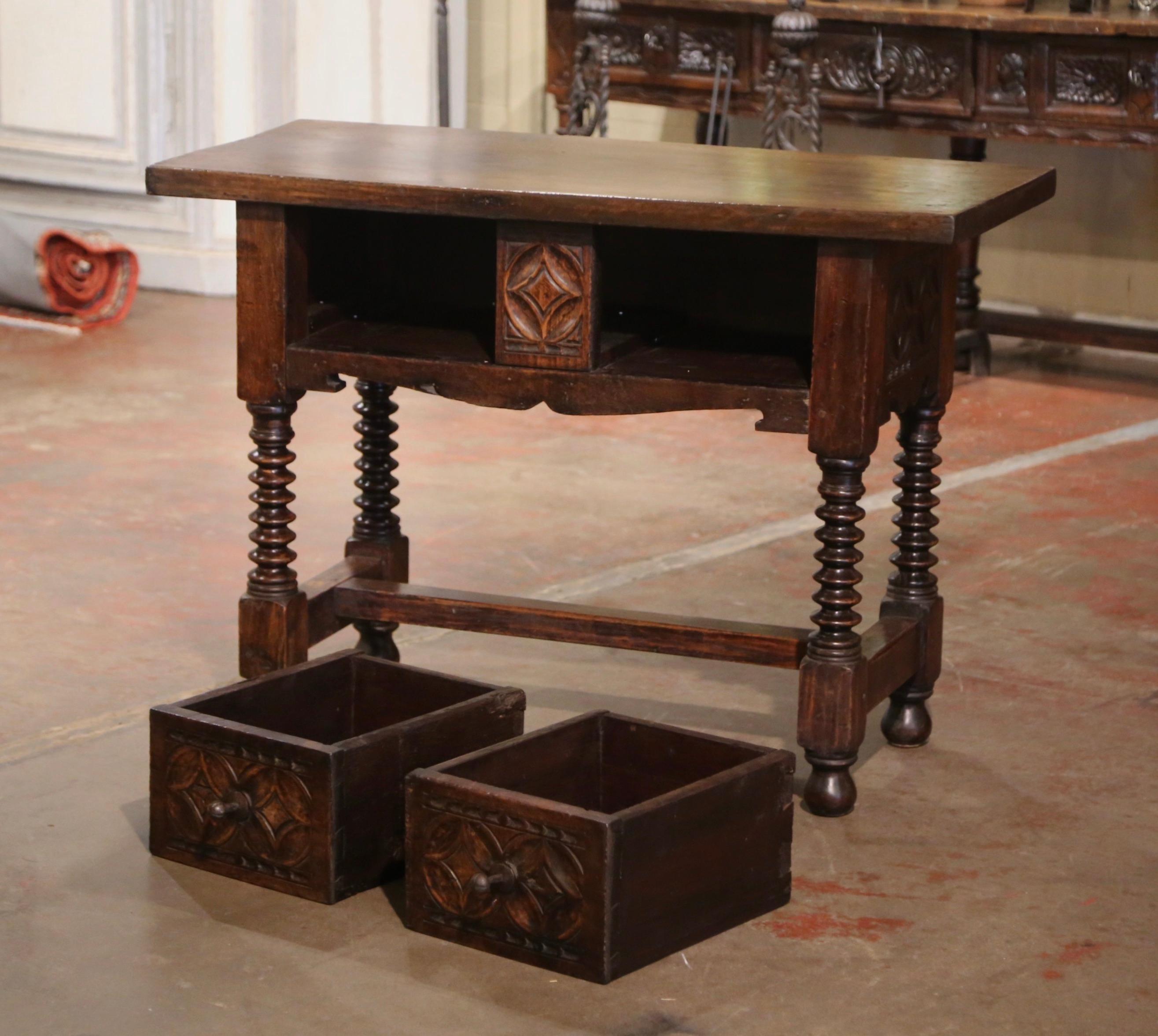 18th Century Spanish Renaissance Carved Walnut Console Table with Drawers For Sale 5
