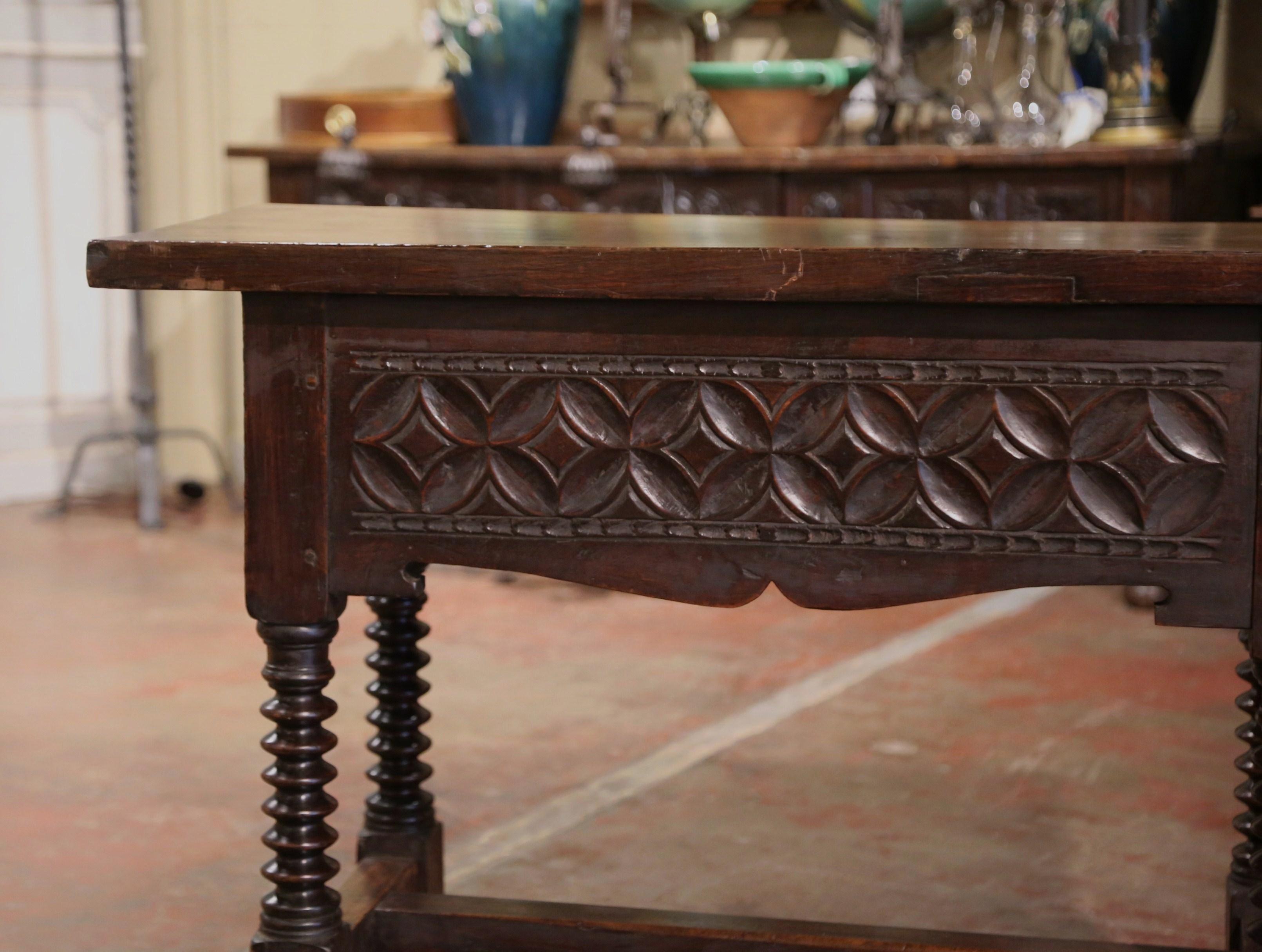 18th Century Spanish Renaissance Carved Walnut Console Table with Drawers For Sale 7