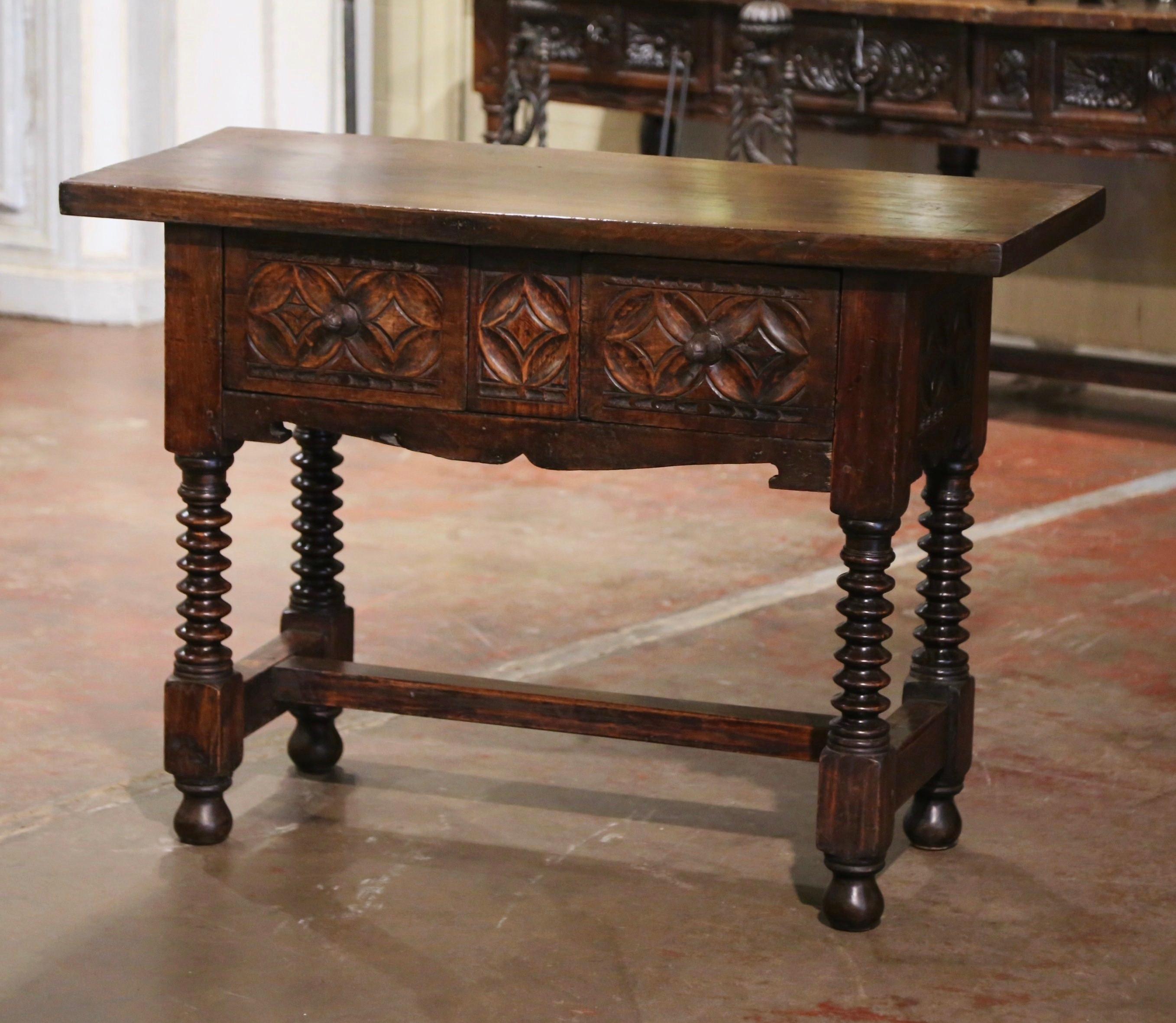18th Century Spanish Renaissance Carved Walnut Console Table with Drawers In Excellent Condition For Sale In Dallas, TX