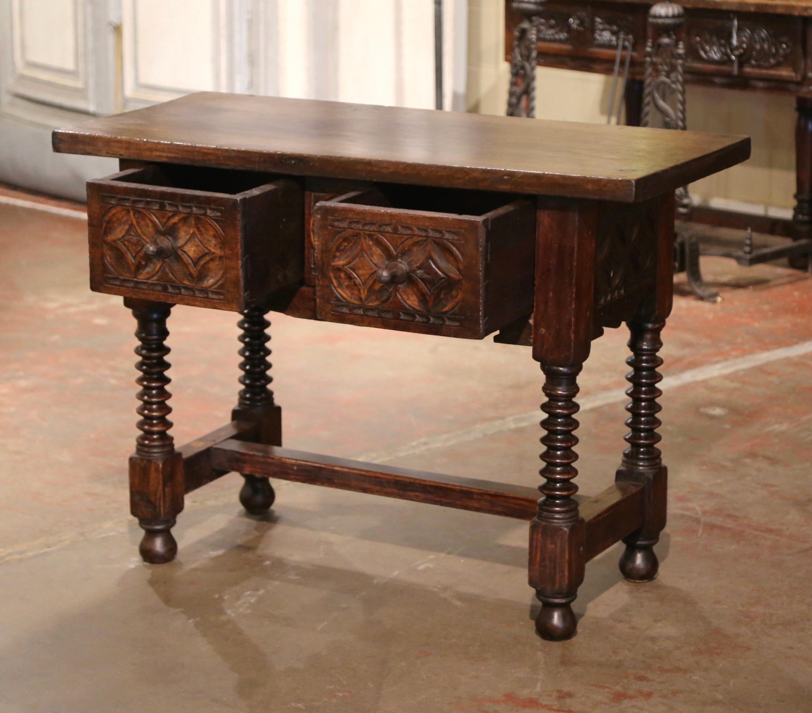 18th Century Spanish Renaissance Carved Walnut Console Table with Drawers For Sale 2