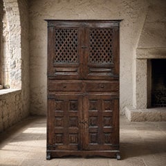Armadio rustico spagnolo in noce del XVIII secolo ~ Credenza