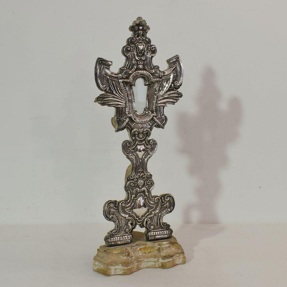 18th Century Spanish Silver on Wood Baroque Reliquary For Sale 7