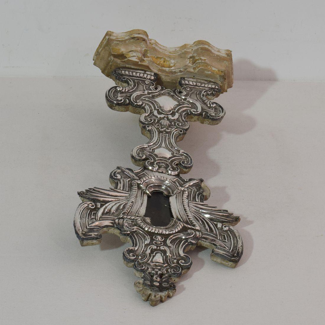18th Century Spanish Silver on Wood Baroque Reliquary For Sale 13