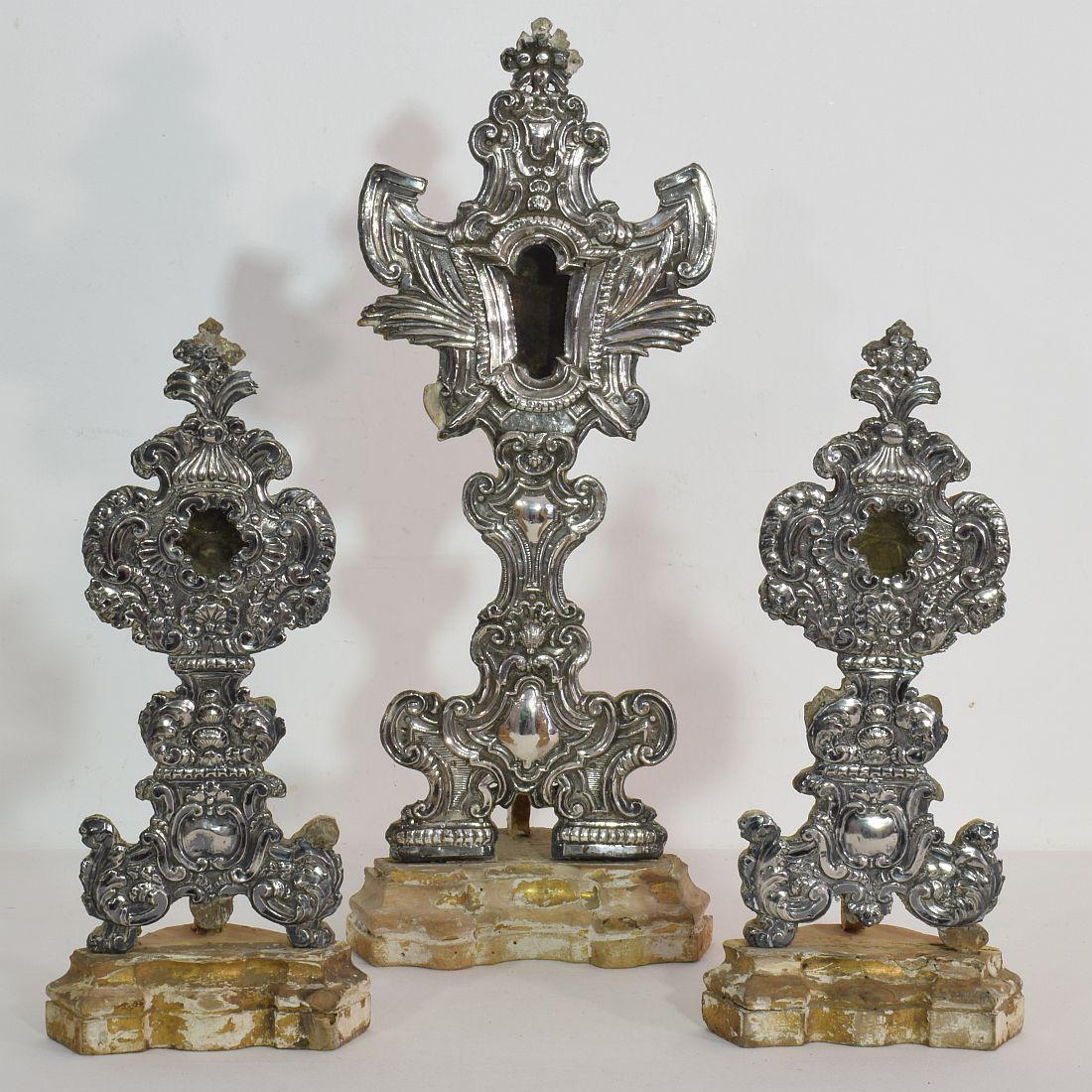 18th Century Spanish Silver on Wood Baroque Reliquary For Sale 15