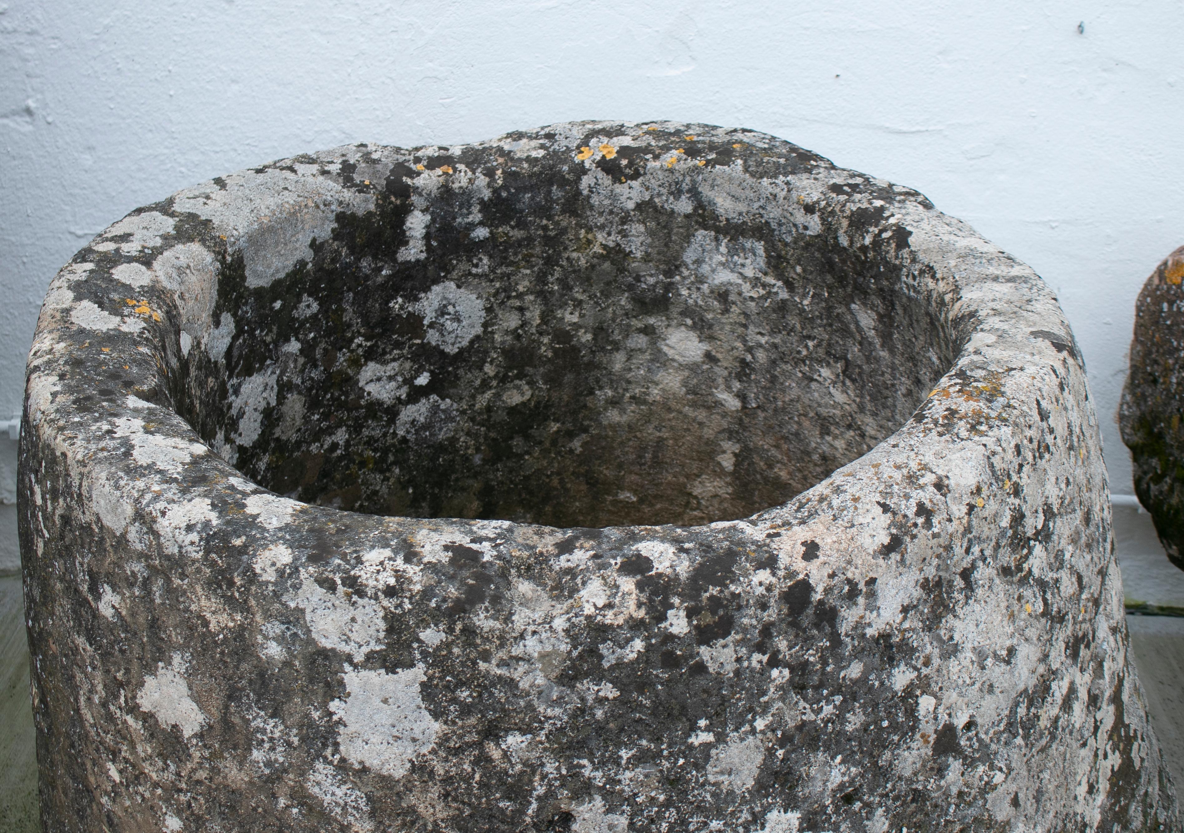 18th Century Spanish Solid Stone Water Well 6