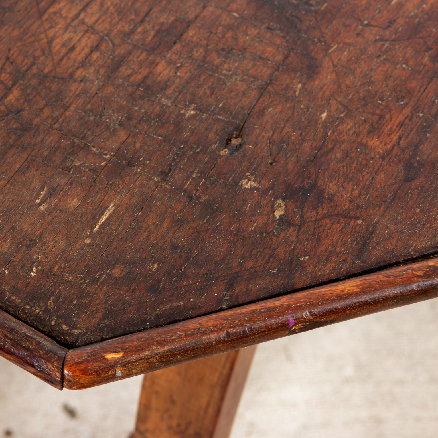 18th Century Spanish Table For Sale 4