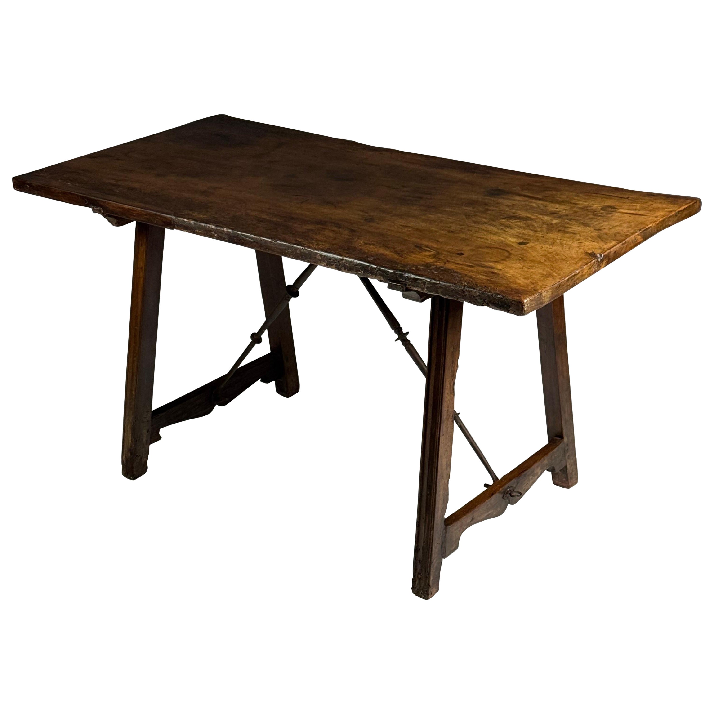 18th century Spanish Table en vente