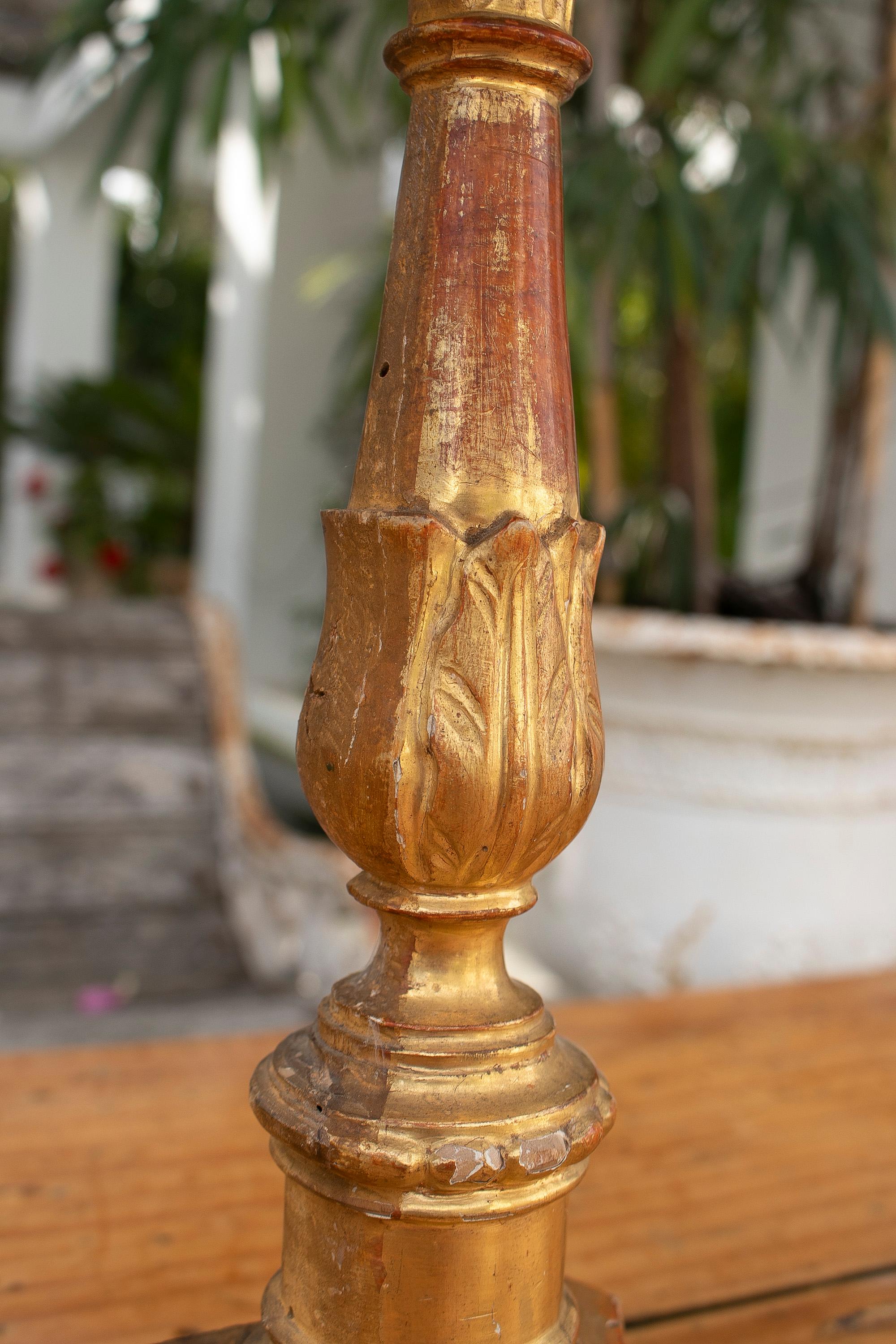 18th Century Spanish Table Lamp with Gilded Candel Holder and Claw Feet For Sale 4