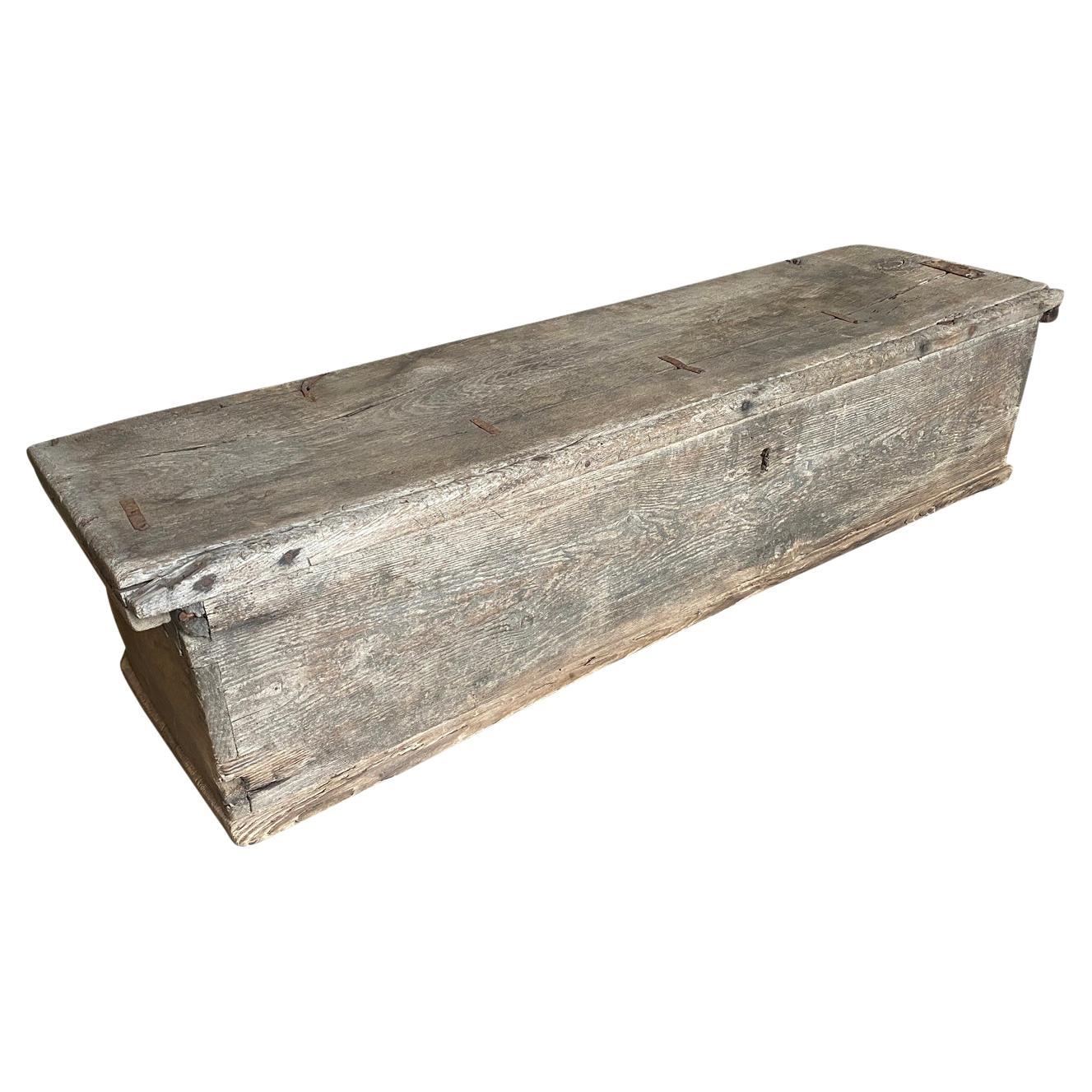 18th Century Spanish Trunk, Coffre For Sale