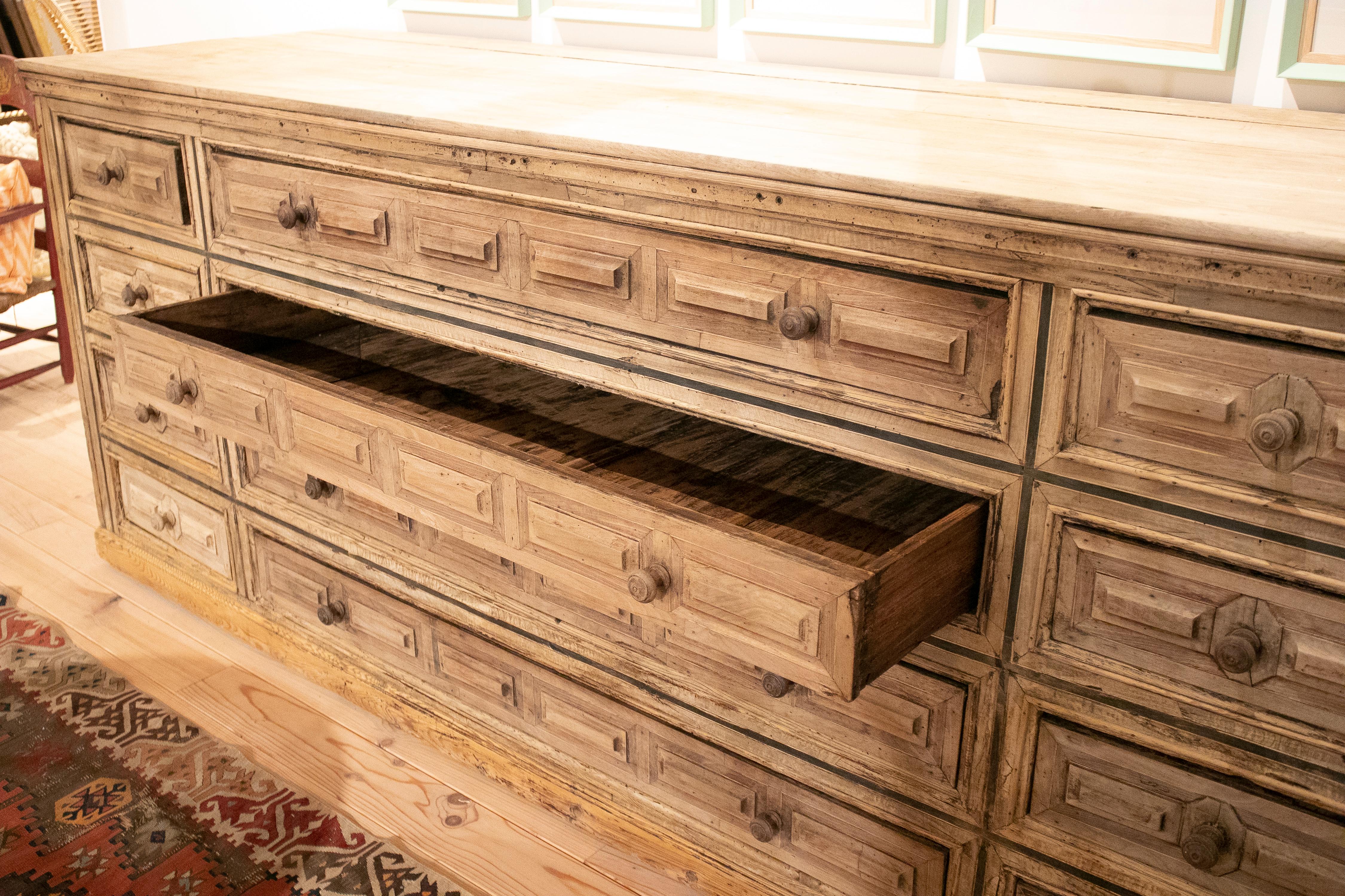 18th Century Spanish Twelve Drawer Panelled Chest 7