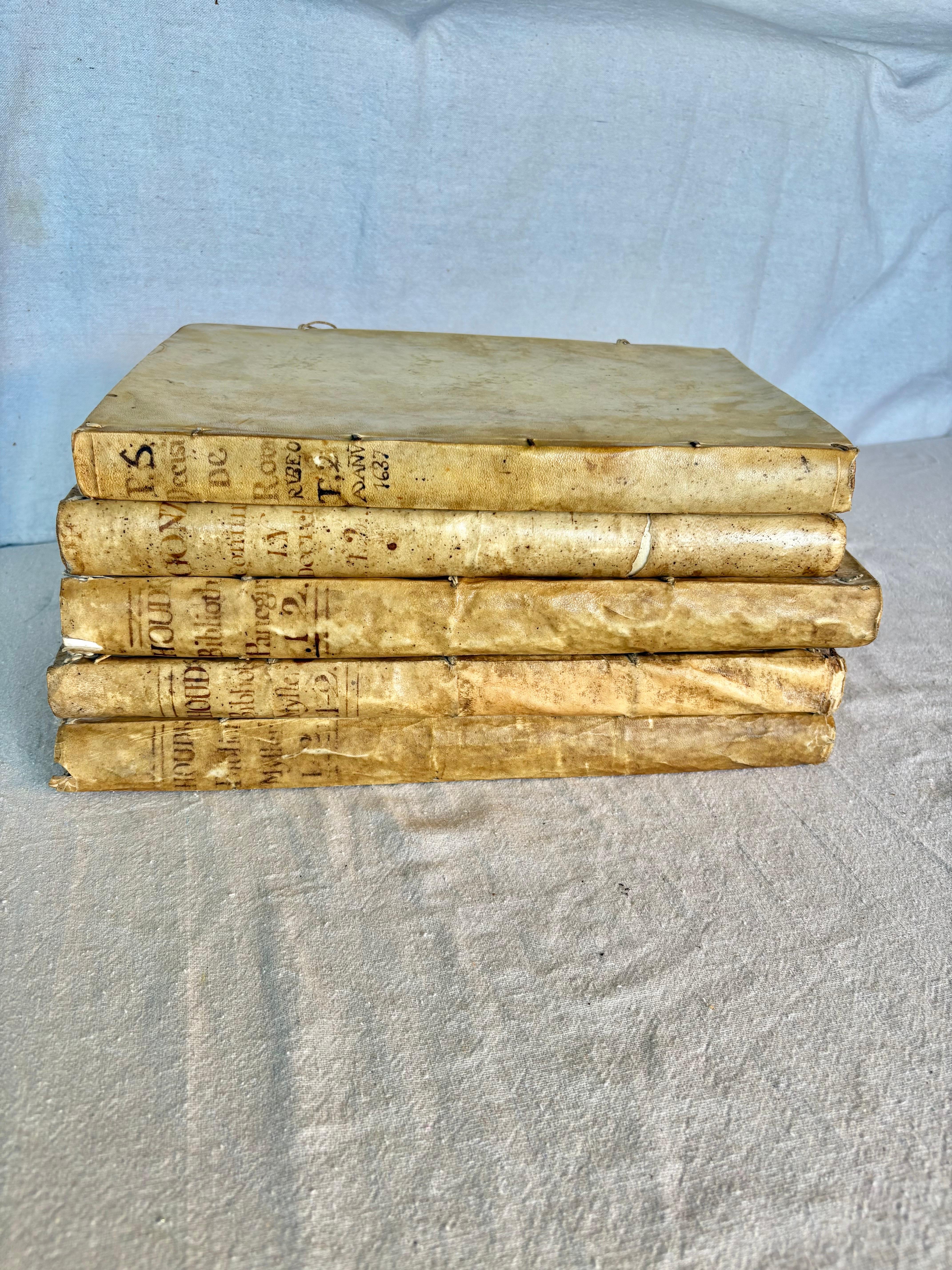 Fait main Livres en Vellum espagnols du 18ème siècle - Lot de cinq en vente
