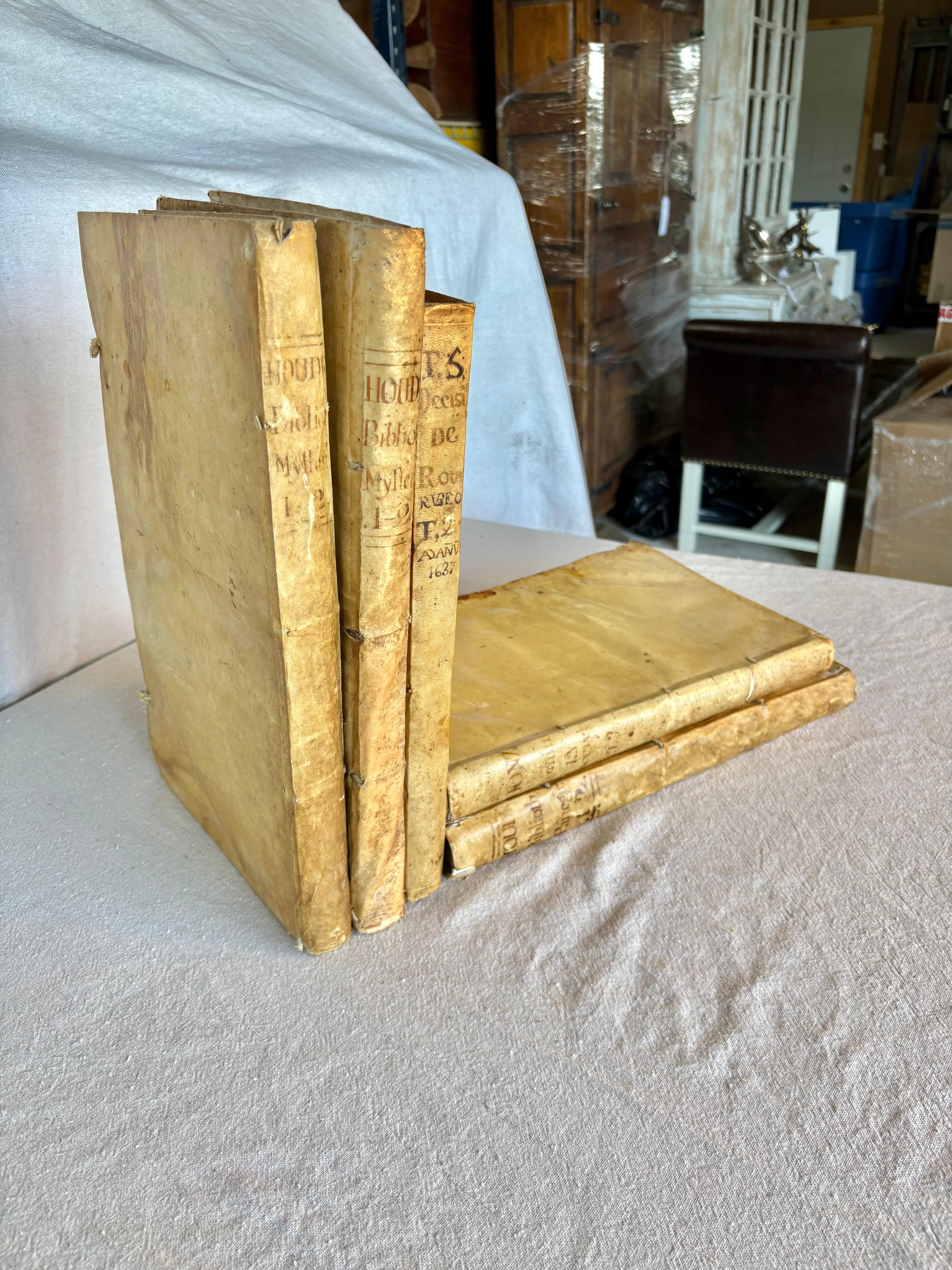 Peau d'animal Livres en Vellum espagnols du 18ème siècle - Lot de cinq en vente