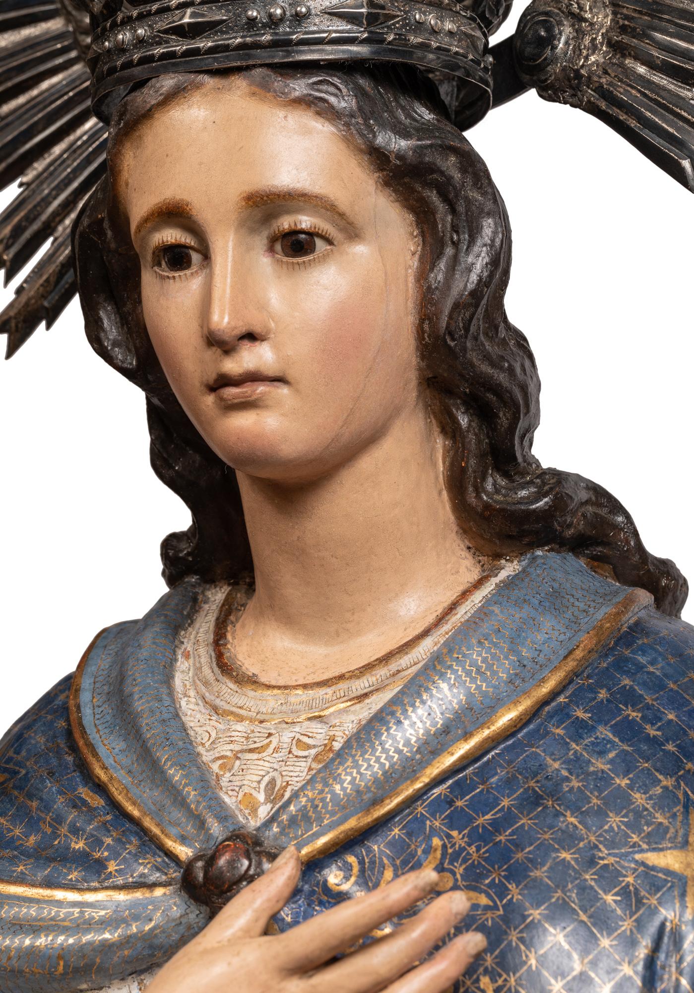 Handgefertigte Skulptur der spanischen Jungfrau Maria von makelloser Konception aus dem 18. Jahrhundert im Angebot 7