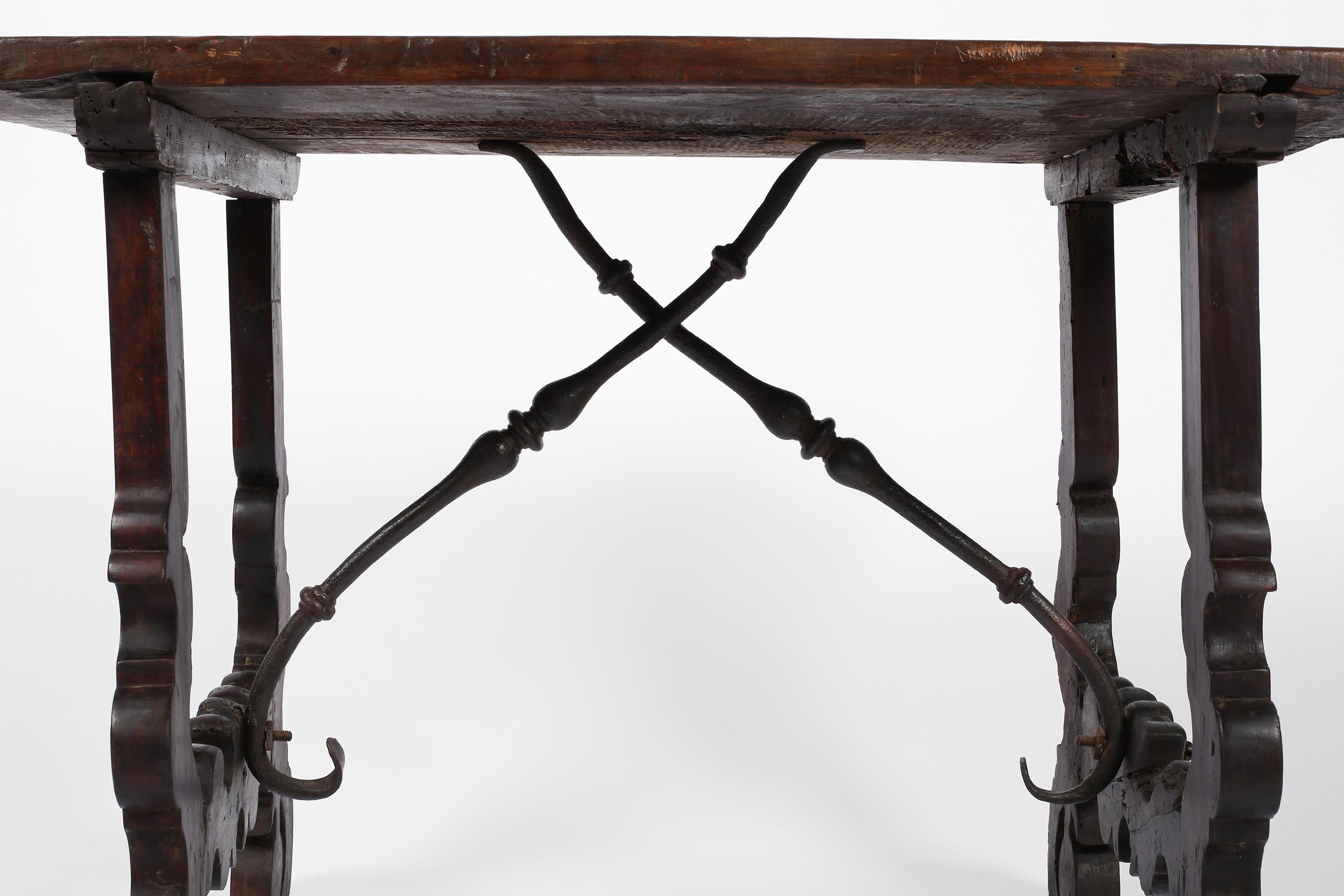 18th Century Spanish Walnut and Iron Side or Console Table c. 1750 For Sale 10