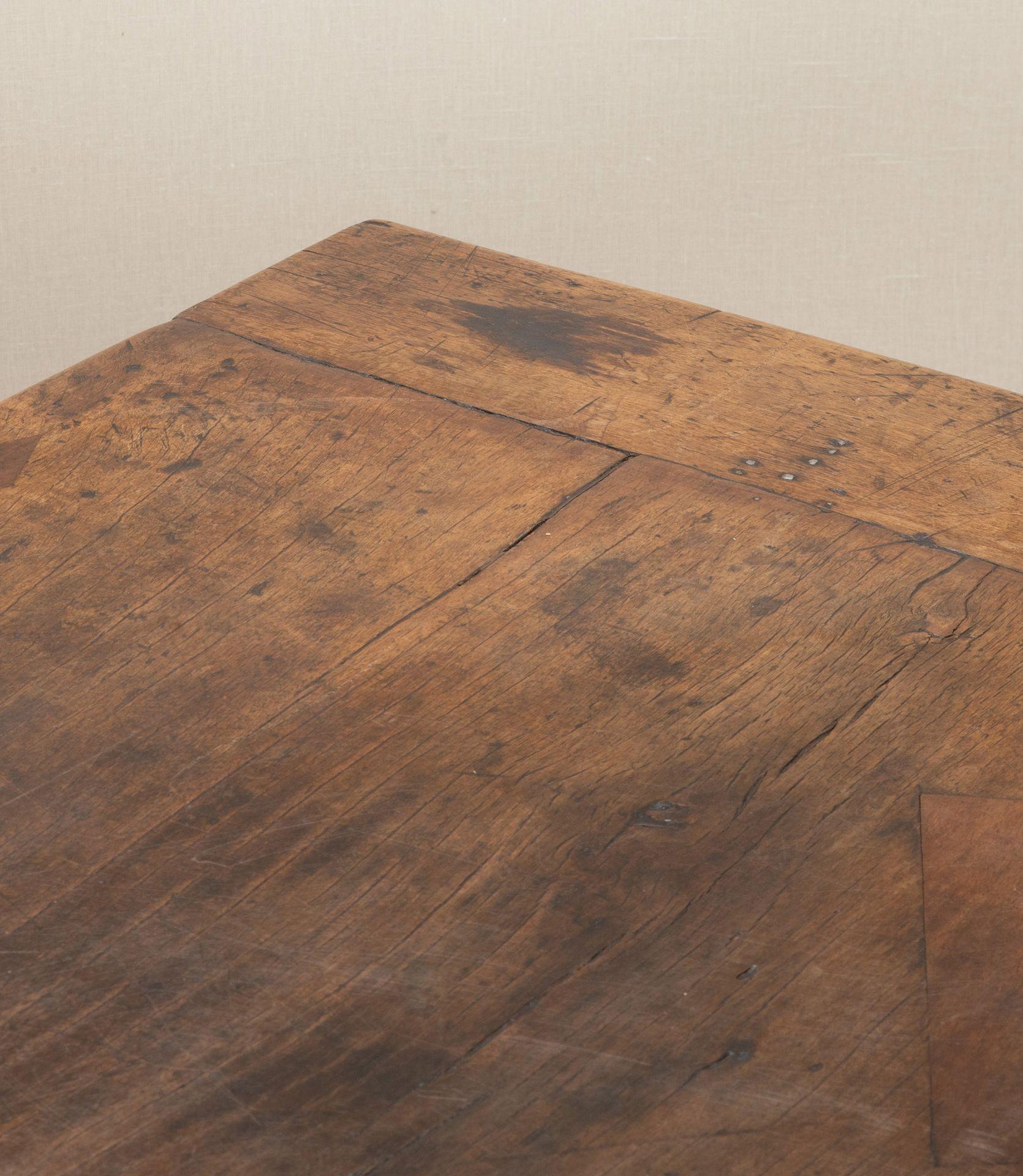 18th Century Spanish Walnut Centre Table For Sale 7