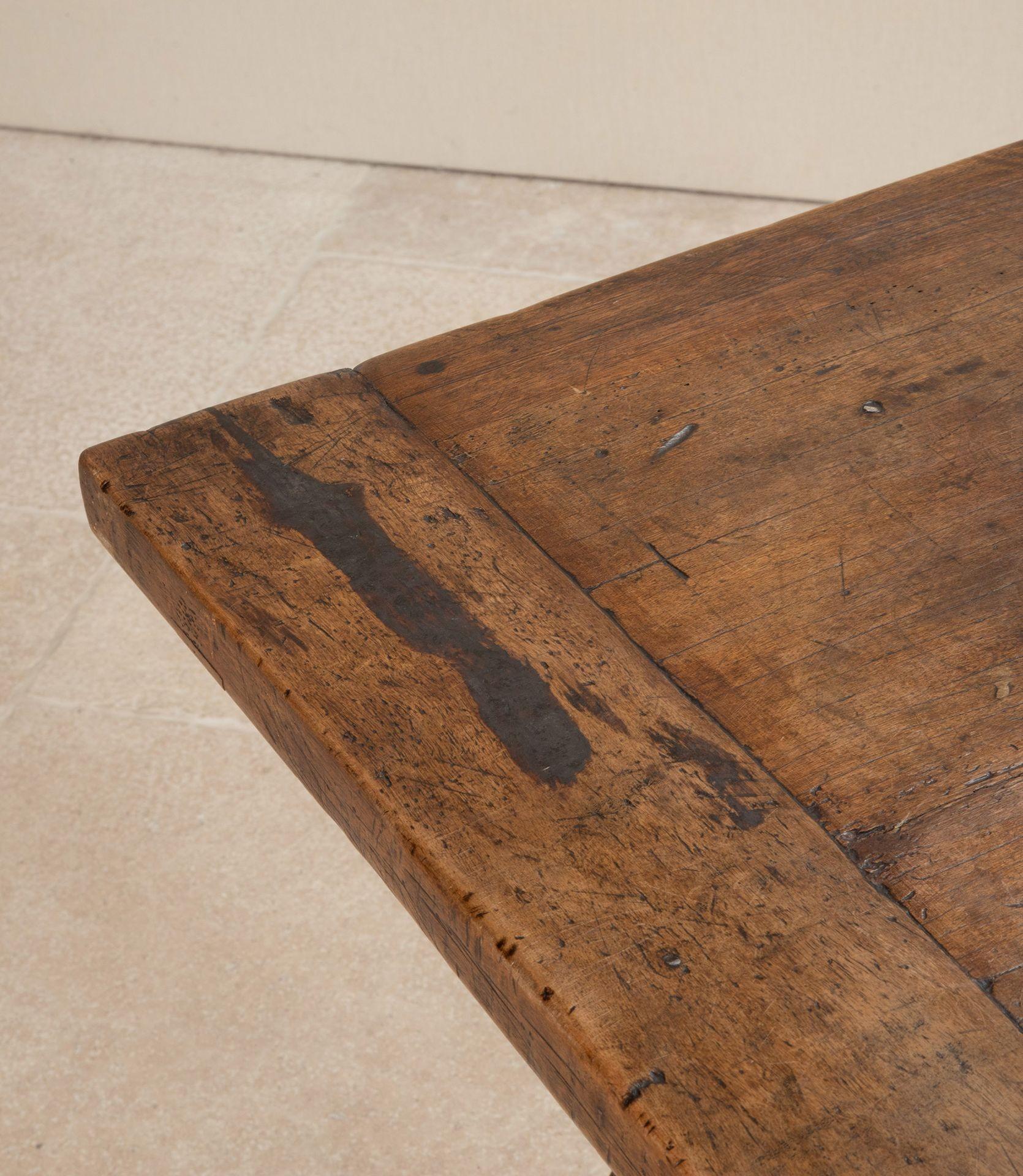 18th Century Spanish Walnut Centre Table For Sale 9