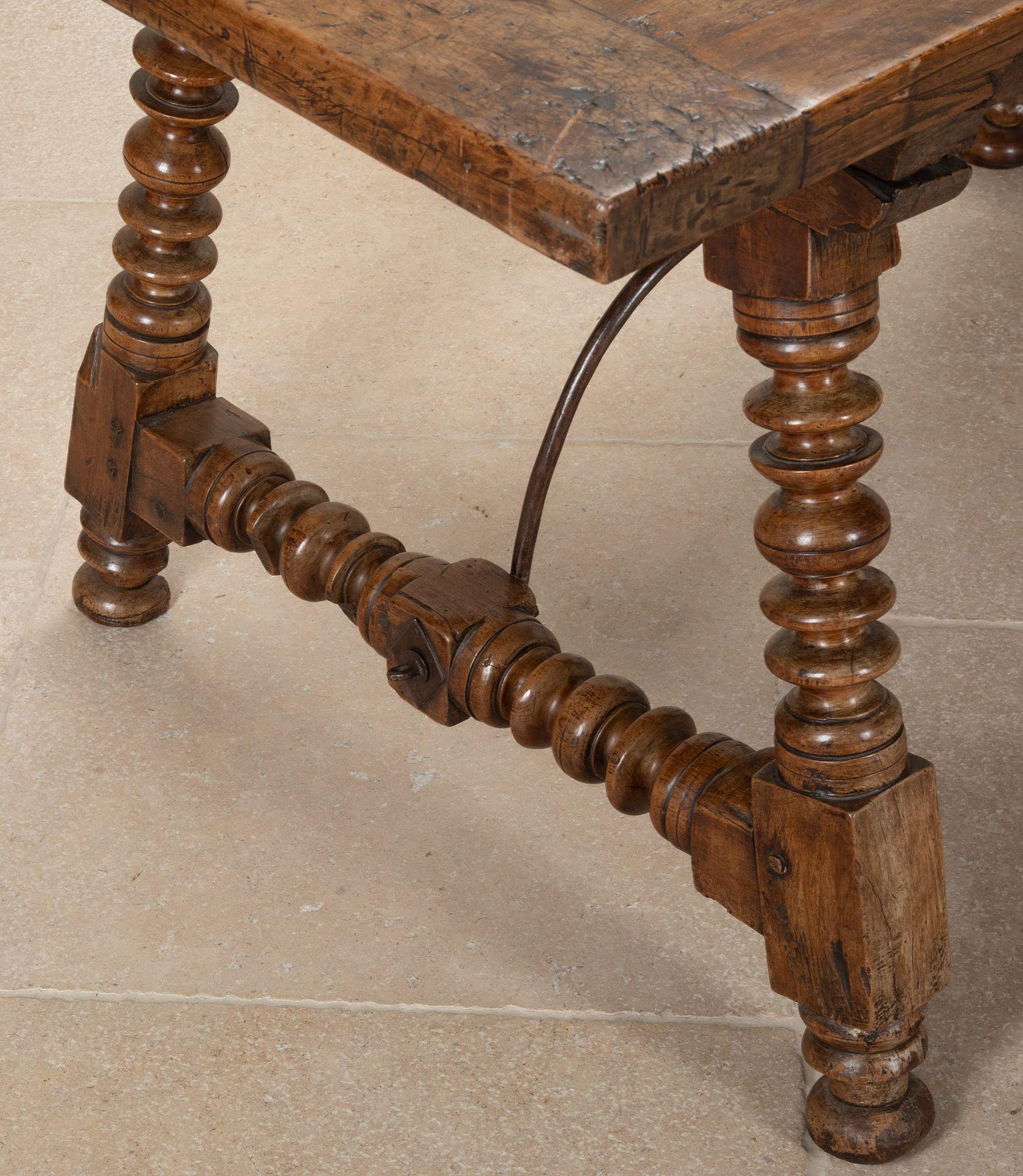 18th Century and Earlier 18th Century Spanish Walnut Centre Table For Sale