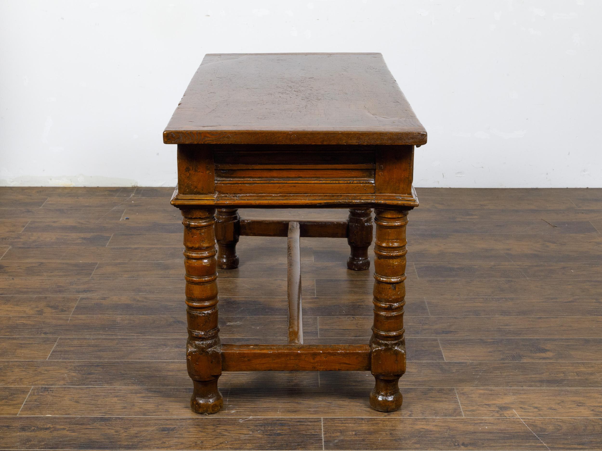 18th Century Spanish Walnut Console Table with Carved Drawers and Baluster Legs For Sale 2