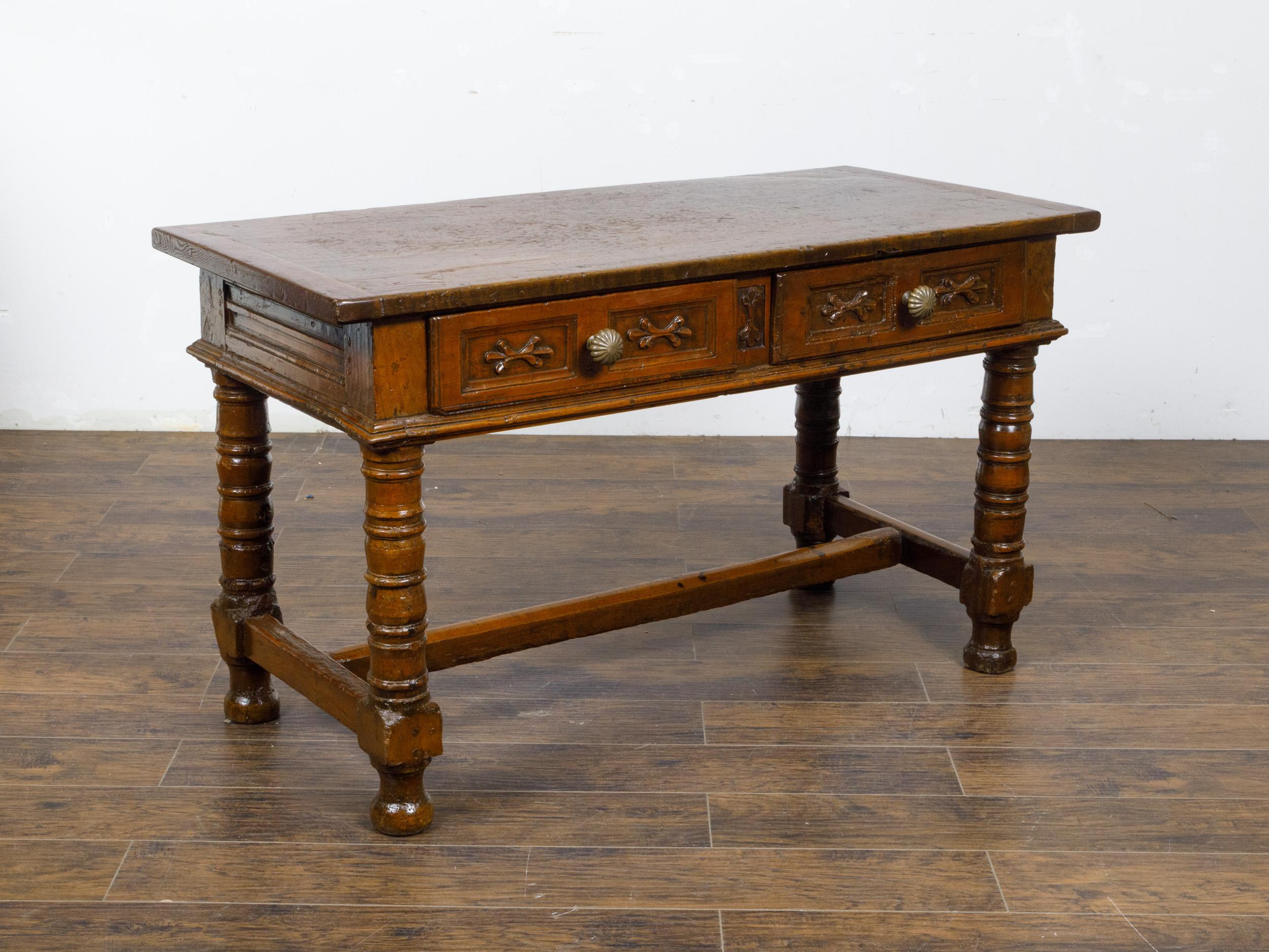 18th Century Spanish Walnut Console Table with Carved Drawers and Baluster Legs For Sale 3