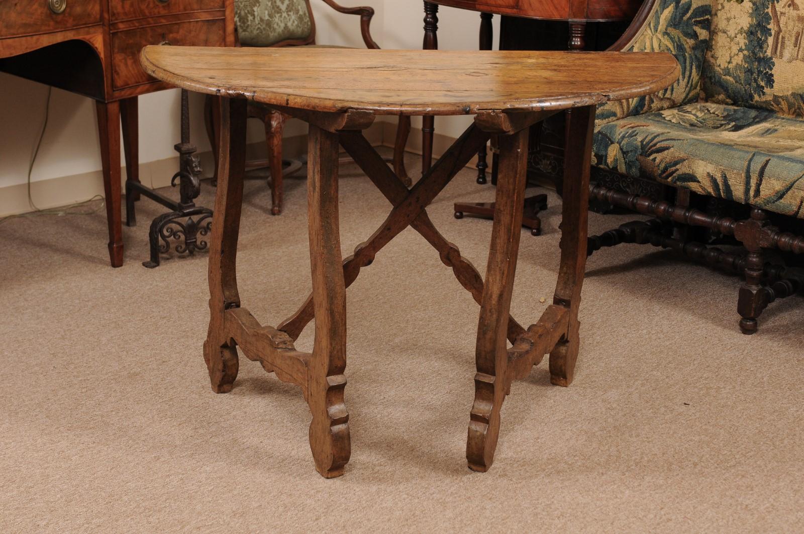 18th Century Spanish Walnut Demilune Table with Lyre Legs For Sale 3