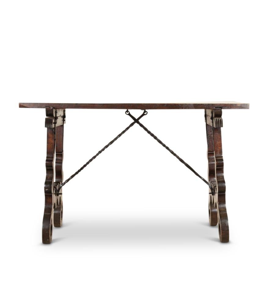 Espagnol Table de salle à manger espagnole du 18ème siècle en vente