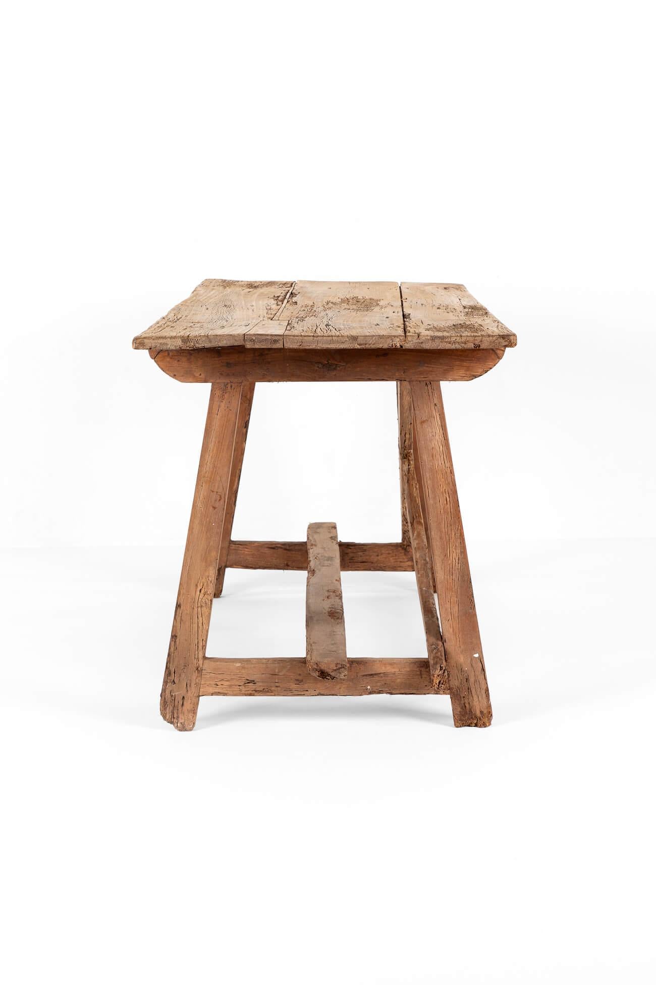 Hand-Crafted 18th Century Spanish Walnut Table For Sale