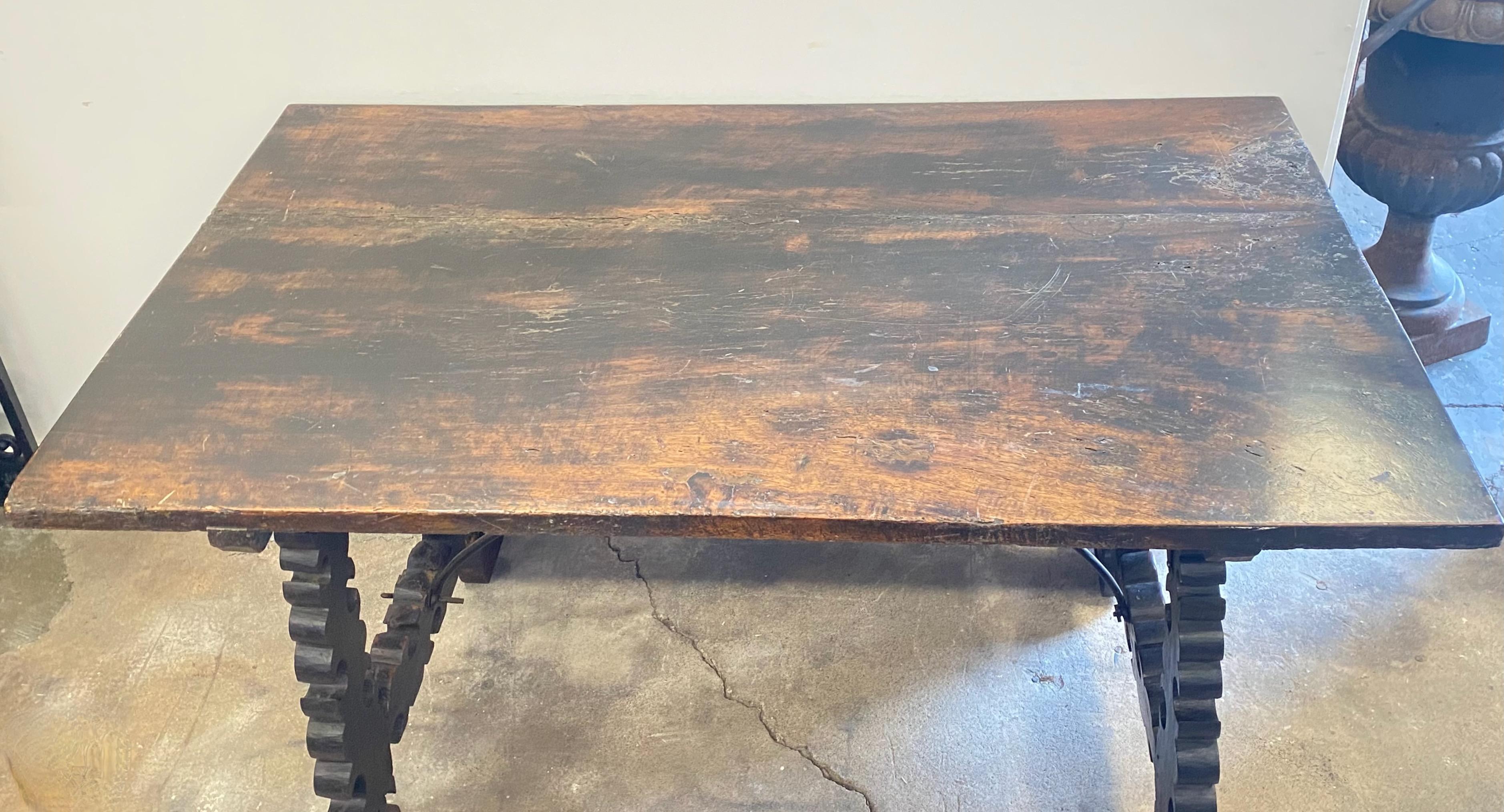 18th Century and Earlier 18th Century Spanish Walnut Table For Sale