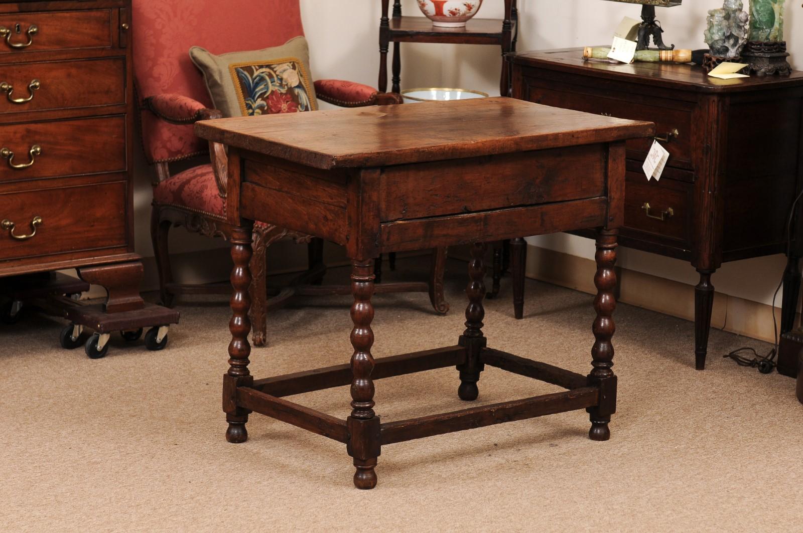 18th Century Spanish Walnut Table with Carved Frieze and 2 Drawers For Sale 8