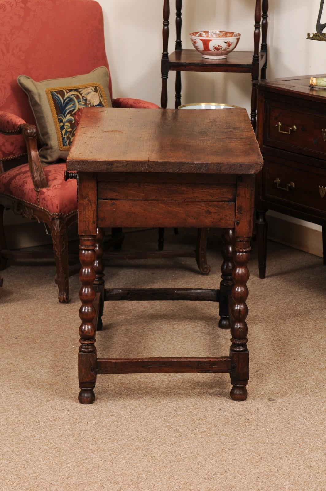 18th Century Spanish Walnut Table with Carved Frieze and 2 Drawers For Sale 9