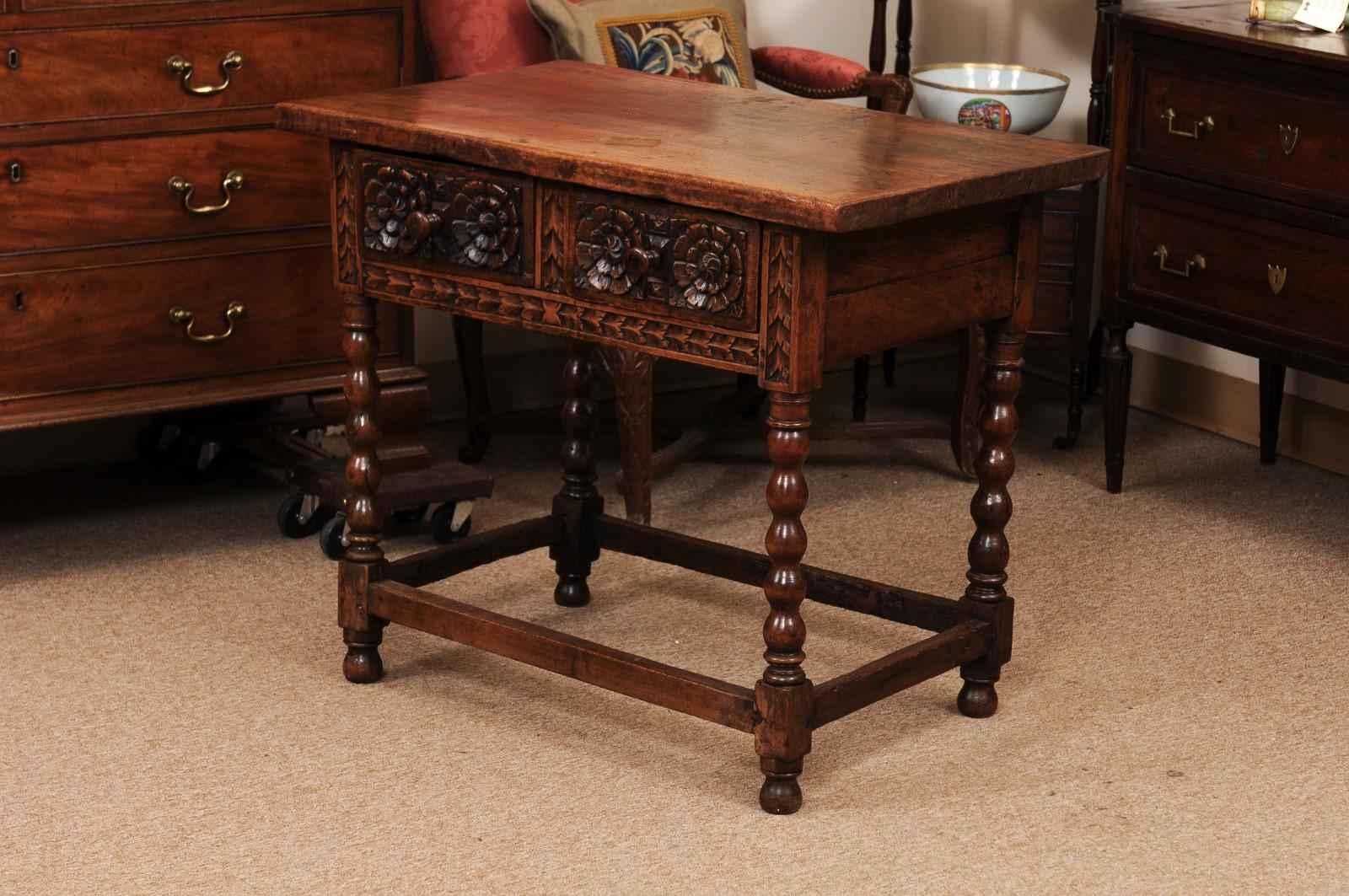 18th Century Spanish Walnut Table with Carved Frieze and 2 Drawers For Sale 10
