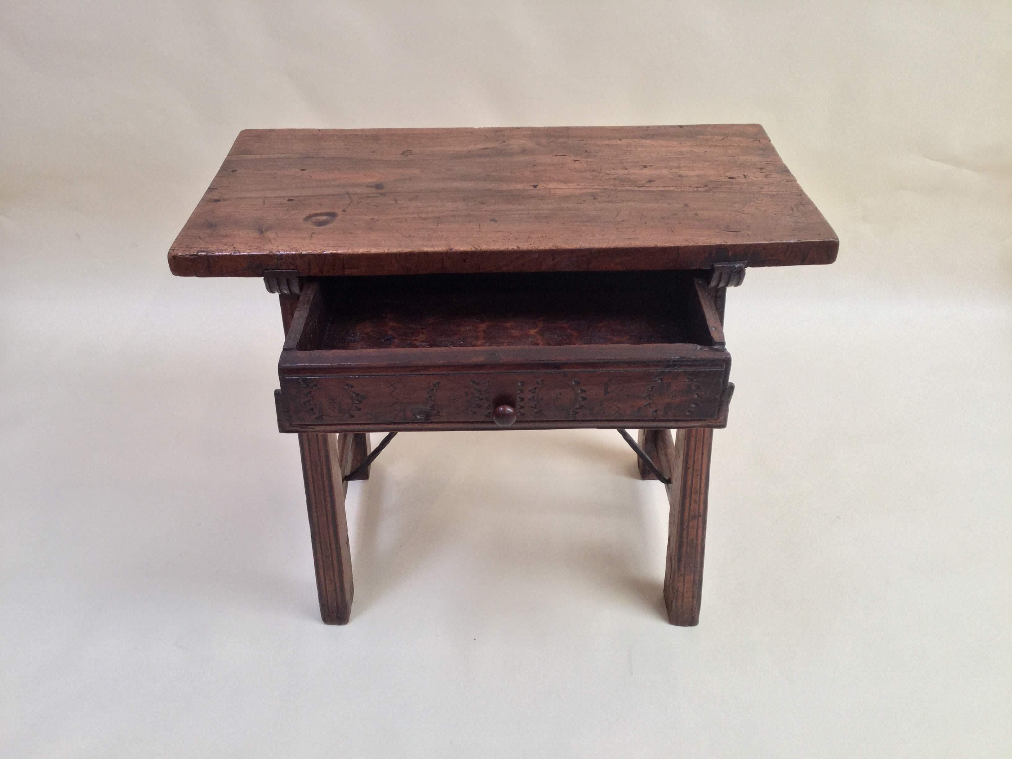 18th Century Spanish Walnut Table with Iron Stretcher In Good Condition For Sale In San Francisco, CA