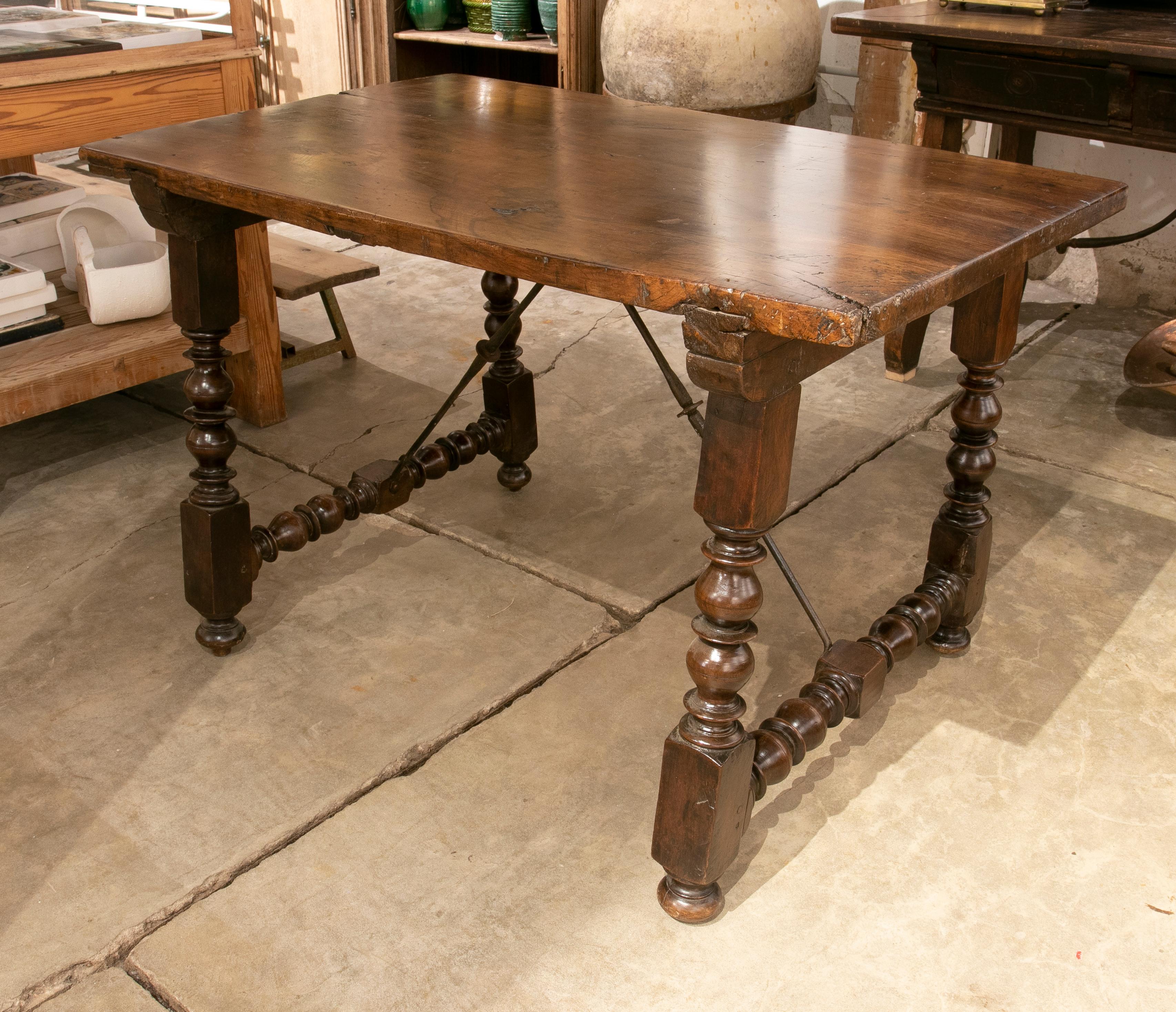18th century Spanish walnut table with turned legs