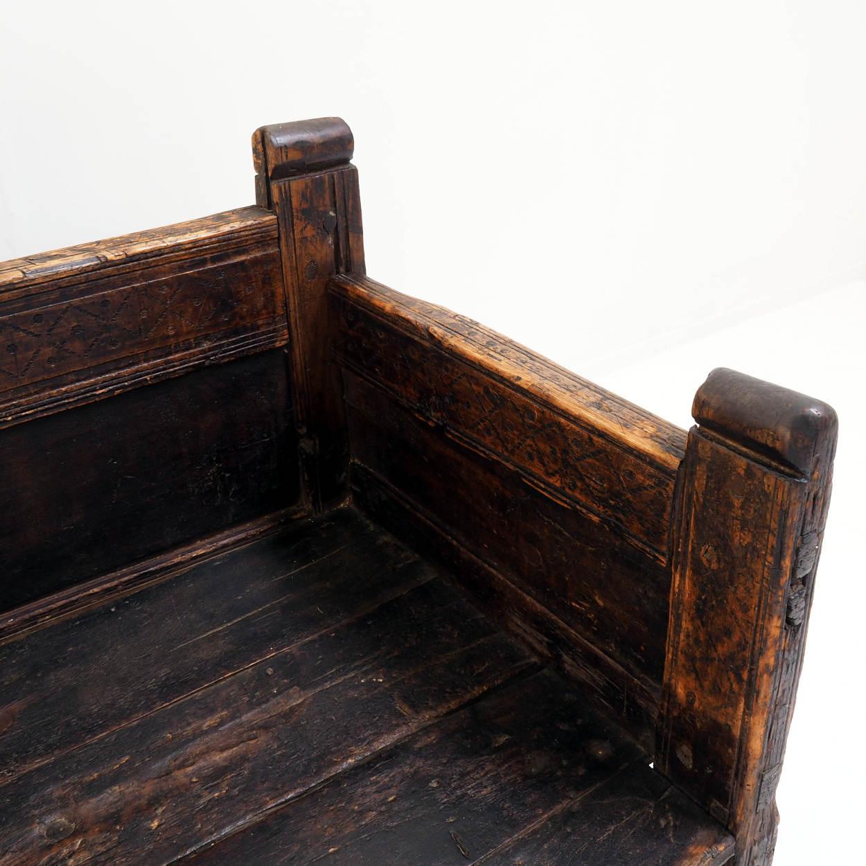 Oak 18th Century Spanish Wooden Bench with Wonderful Patina For Sale