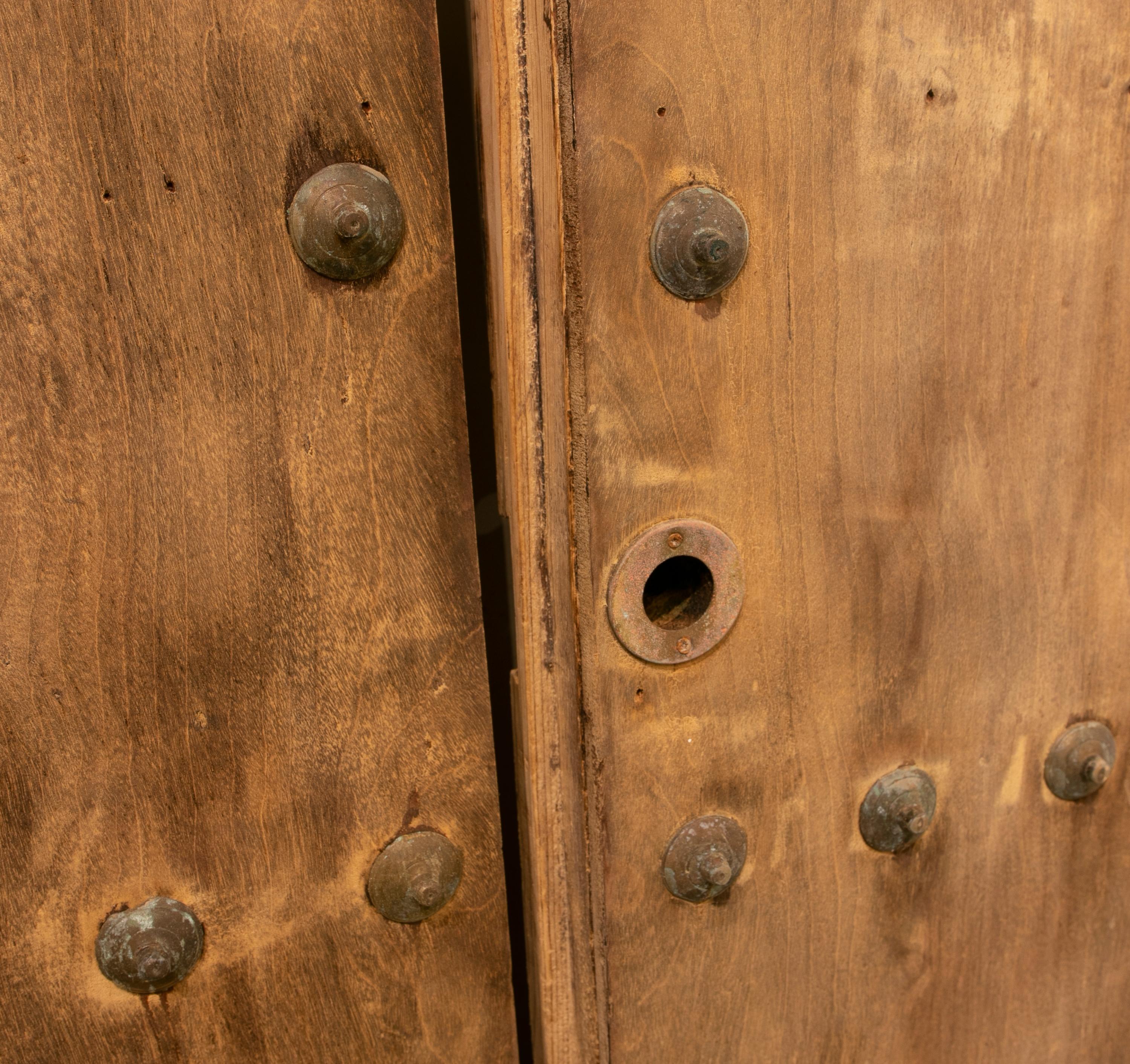 18th century Spanish wooden door with bronze Nail decoration

Dimensions are for each door.
    