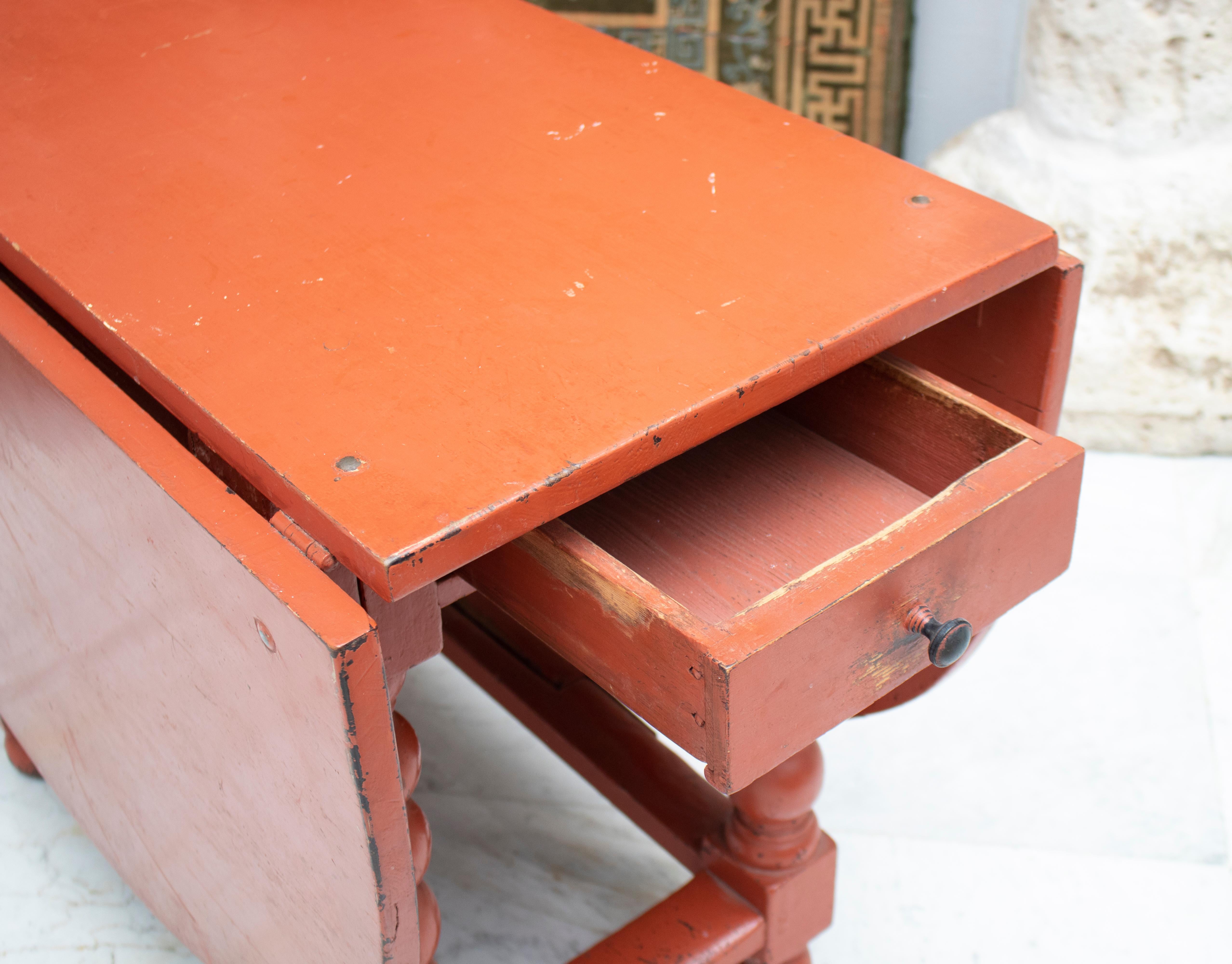 18th Century and Earlier 18th Century Spanish Wooden Folding Table Painted in Red