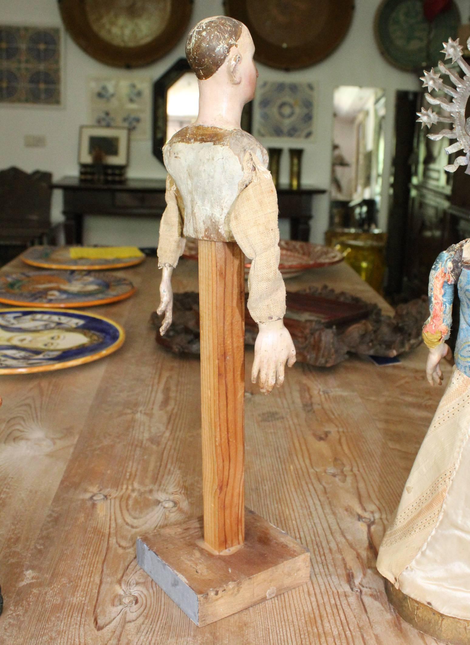 18th Century Spanish Wooden Sculpture with Original Clothing For Sale 2