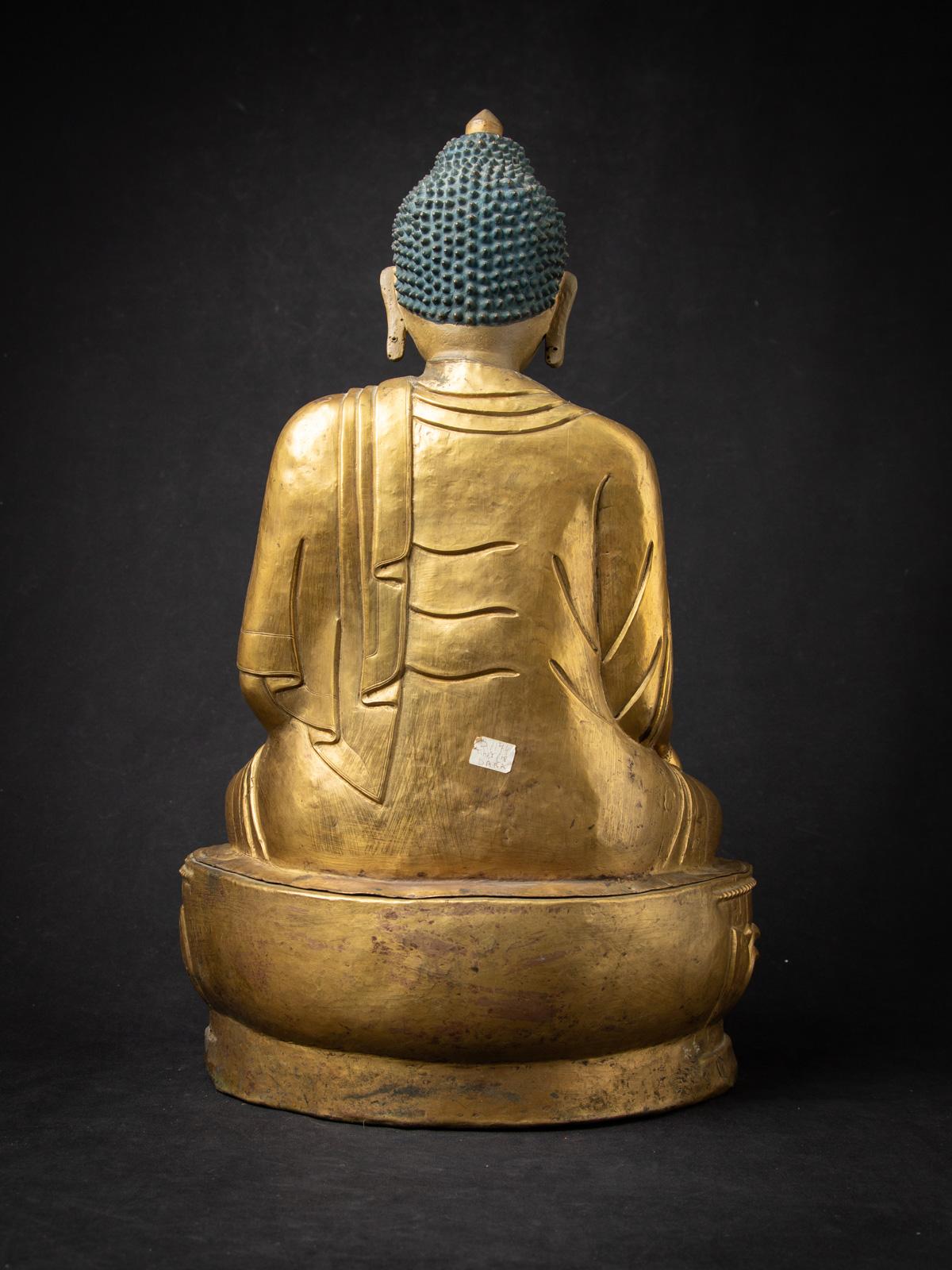 Birman XVIIIe siècle Statue spéciale de Bouddha tibétain du XVIIIe siècle en Bhumisparsha Mudra en vente