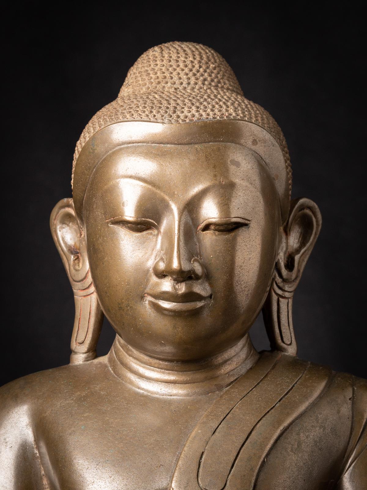 statue de Bouddha birman en bronze ancien spéciale du 18e siècle de Birmanie en vente 9