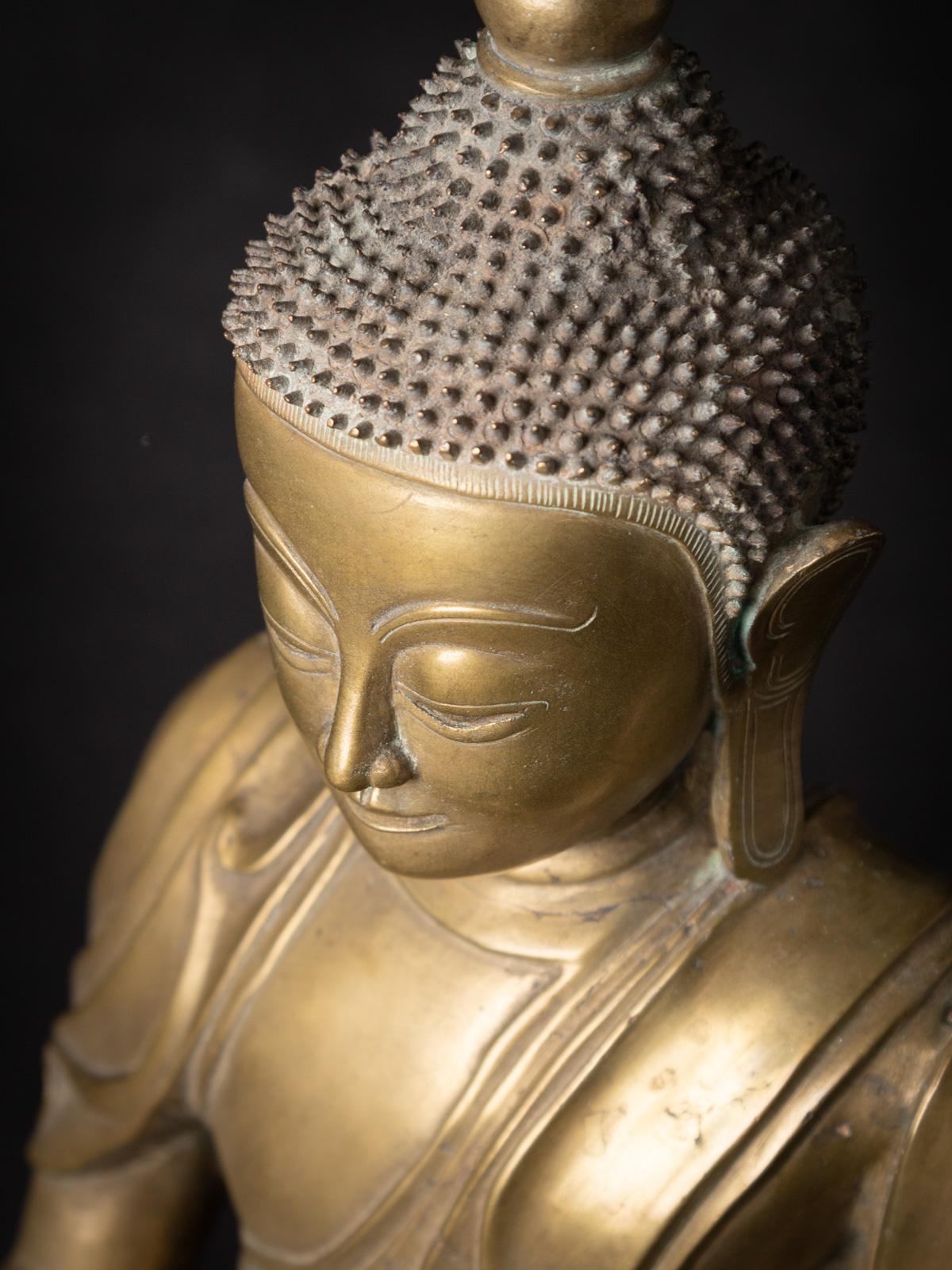 Sondere antike burmesische Buddha-Statue aus Bronze aus Burma aus dem 18. Jahrhundert im Angebot 14