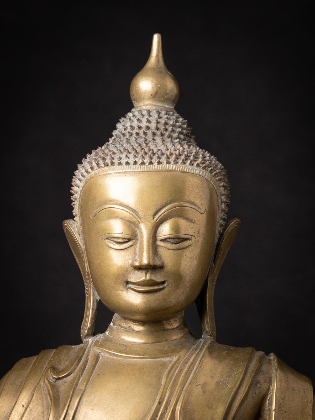 Sondere antike burmesische Buddha-Statue aus Bronze aus Burma aus dem 18. Jahrhundert im Angebot 2