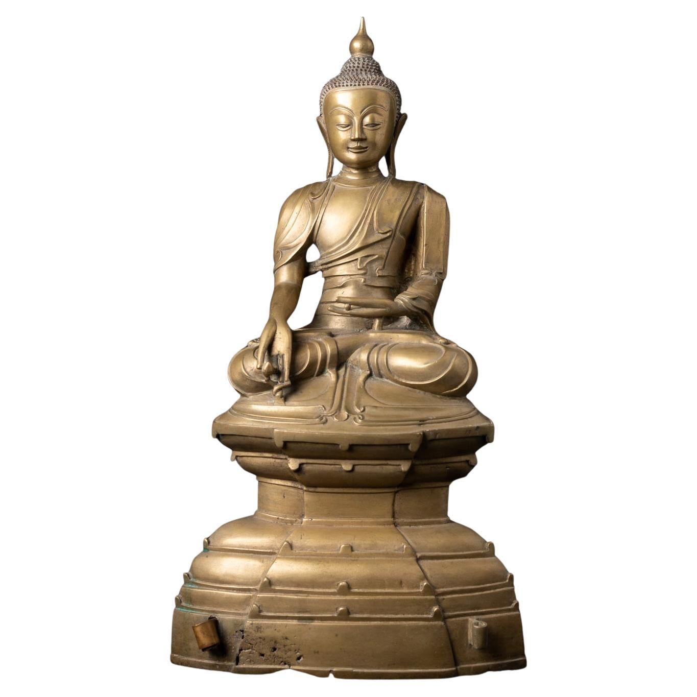 18th century Special antique bronze Burmese Buddha statue from Burma