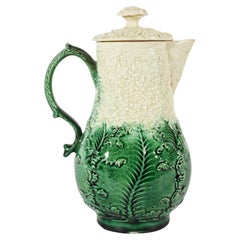 Brocca da latte e coperchio a cavolfiore in ceramica di Staffordshire del XVIII secolo
